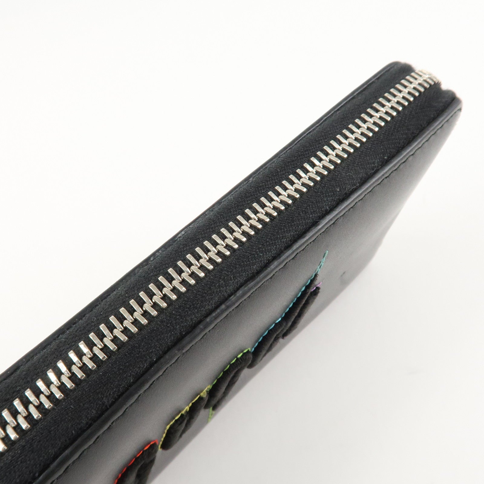 GUCCI Blade Embroidery Leather Zip Around Long Wallet Black Used