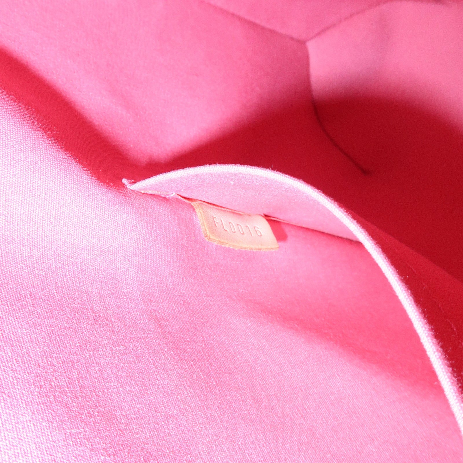 Louis Vuitton Monogram Vernis Leather Brentwood Framboise M9151F