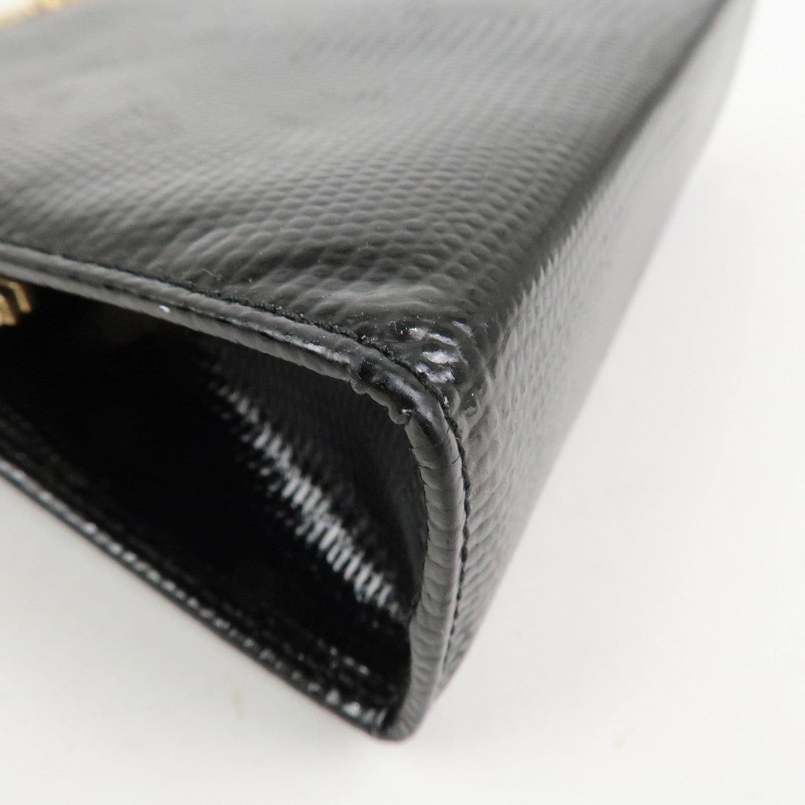 Ferragamo Vara Ribbon Embossed Leather Chain Shoulder Bag Black