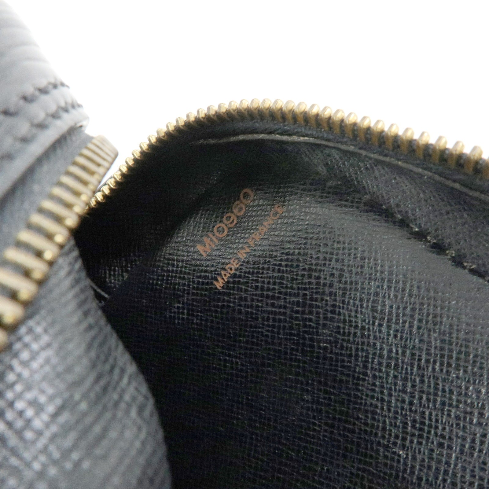 Louis Vuitton Epi Danube Shoulder Bag Crossbody Bag Noir M45632