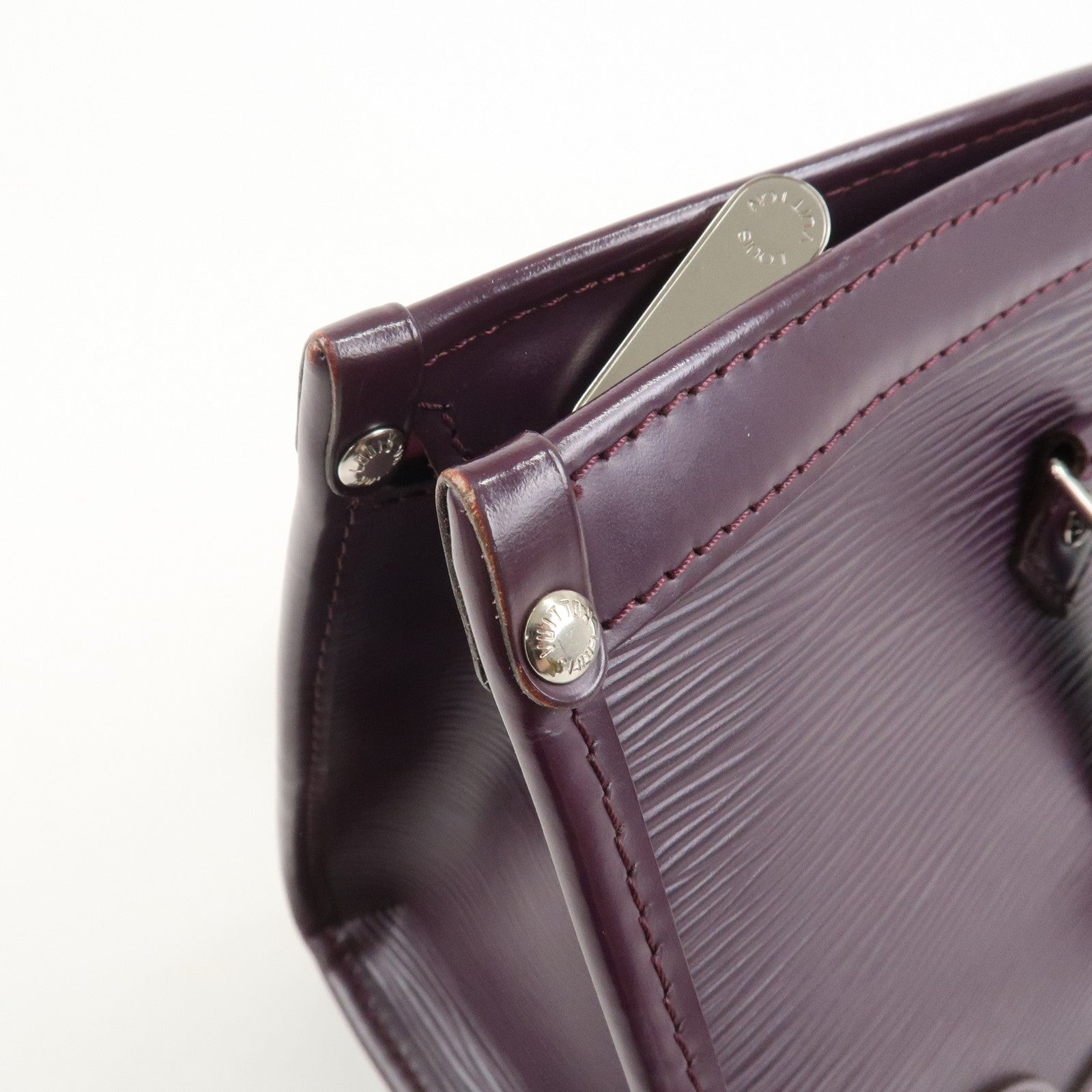 Louis Vuitton Epi Madeleine PM Shoulder Bag Hand Bag Cassis M5933K