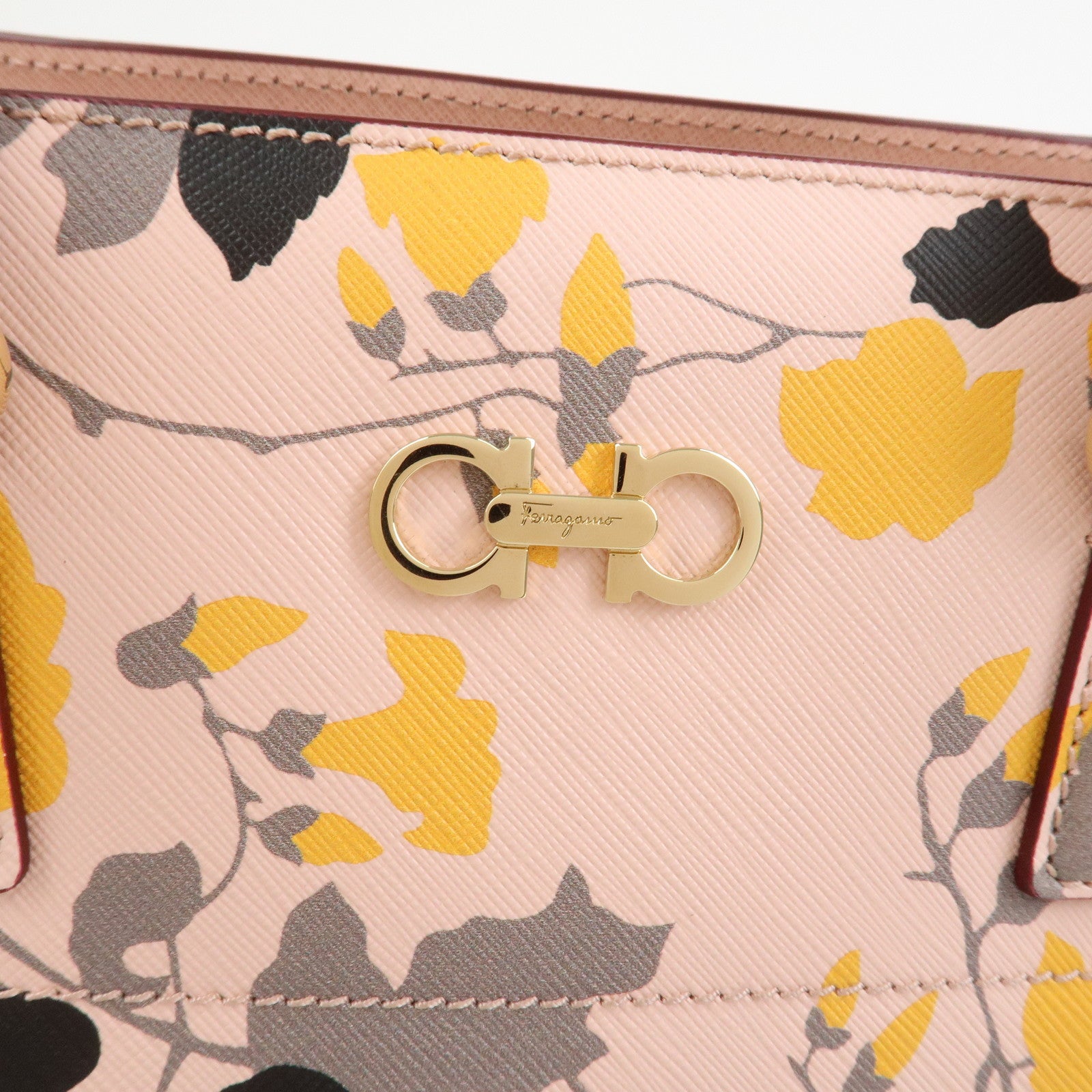 Ferragamo Gancini Leather 2Way Bag Hand Bag Shoulder Bag Light Pink