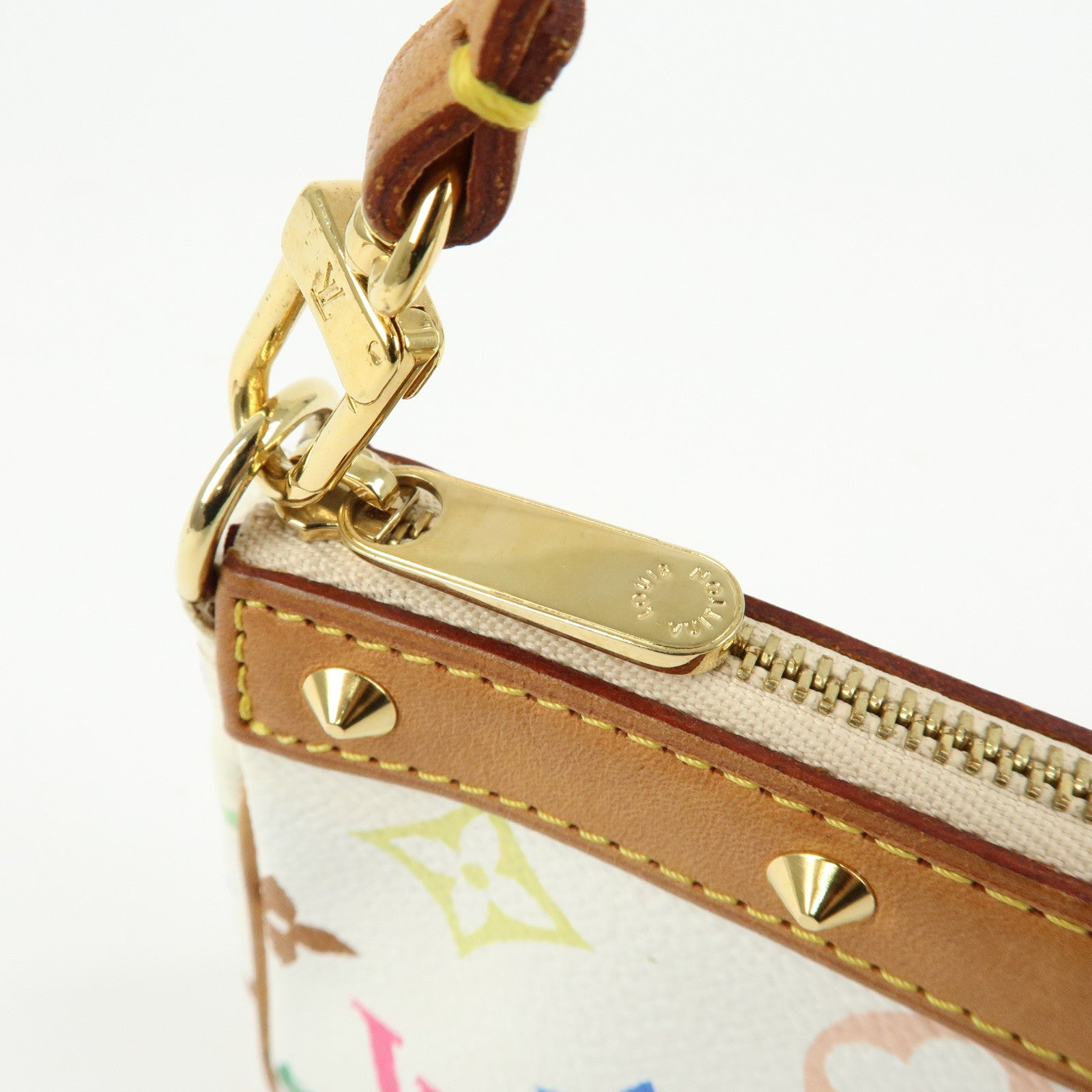 Louis Vuitton Monogram Multicolor Pochette Accessoires Blanc M92649