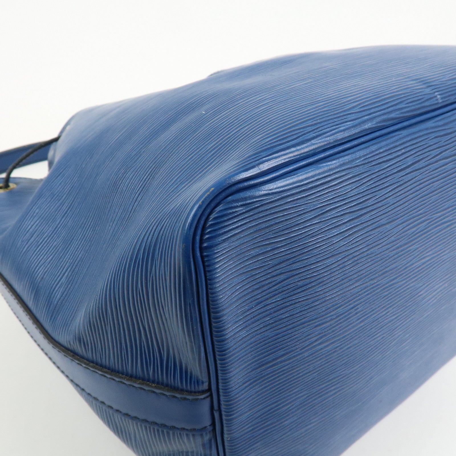 Louis Vuitton Epi Petit Noe Shoulder Bag Toledo Blue M44105