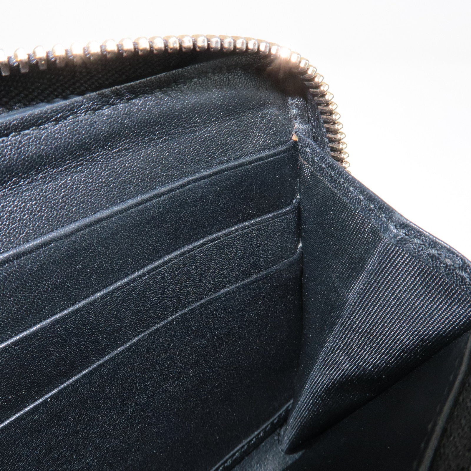 GUCCI Micro Guccissima Leather Zip Around Long Wallet Black 449391 Used