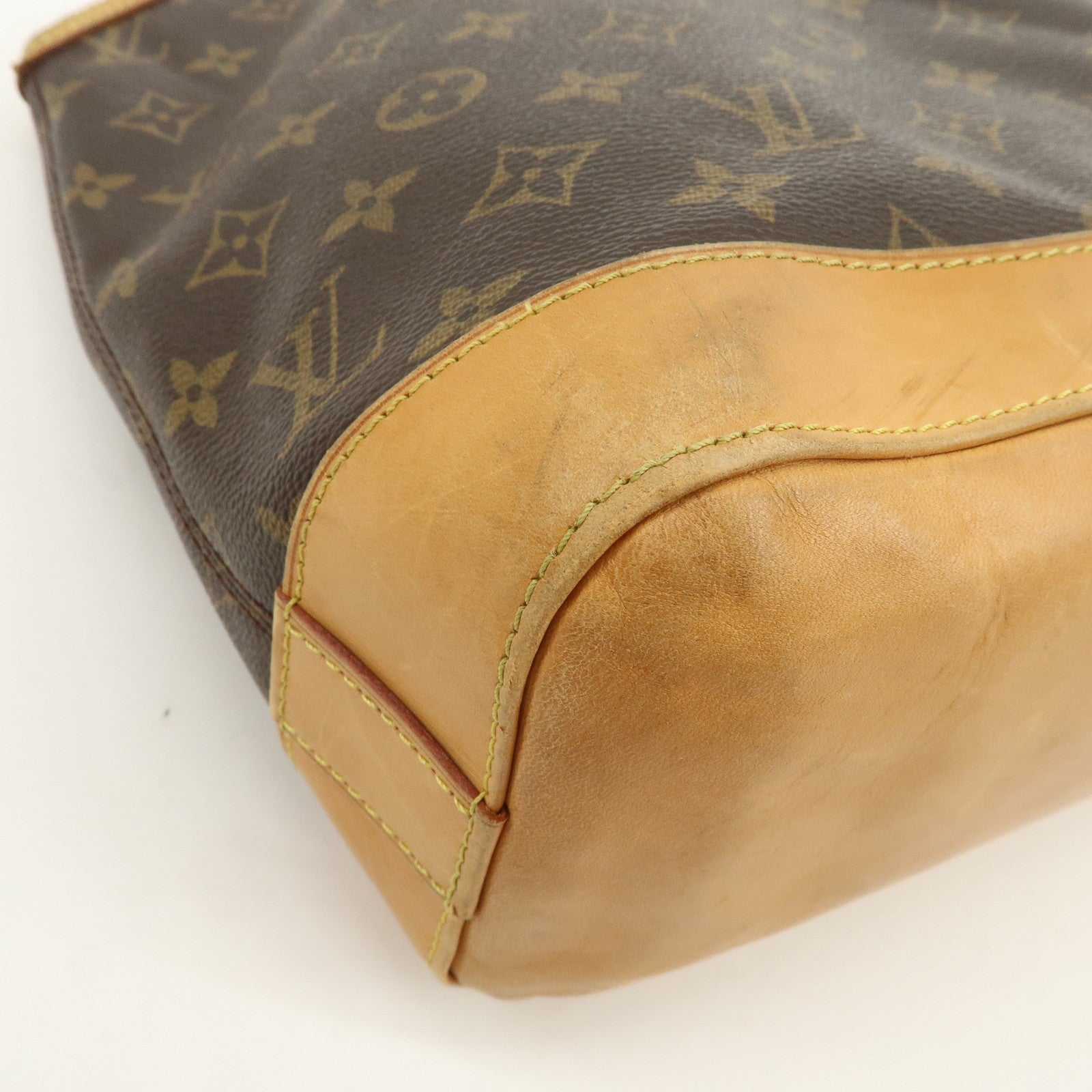 Louis Vuitton Monogram Lockit Horizontal Shoulder Bag M40104