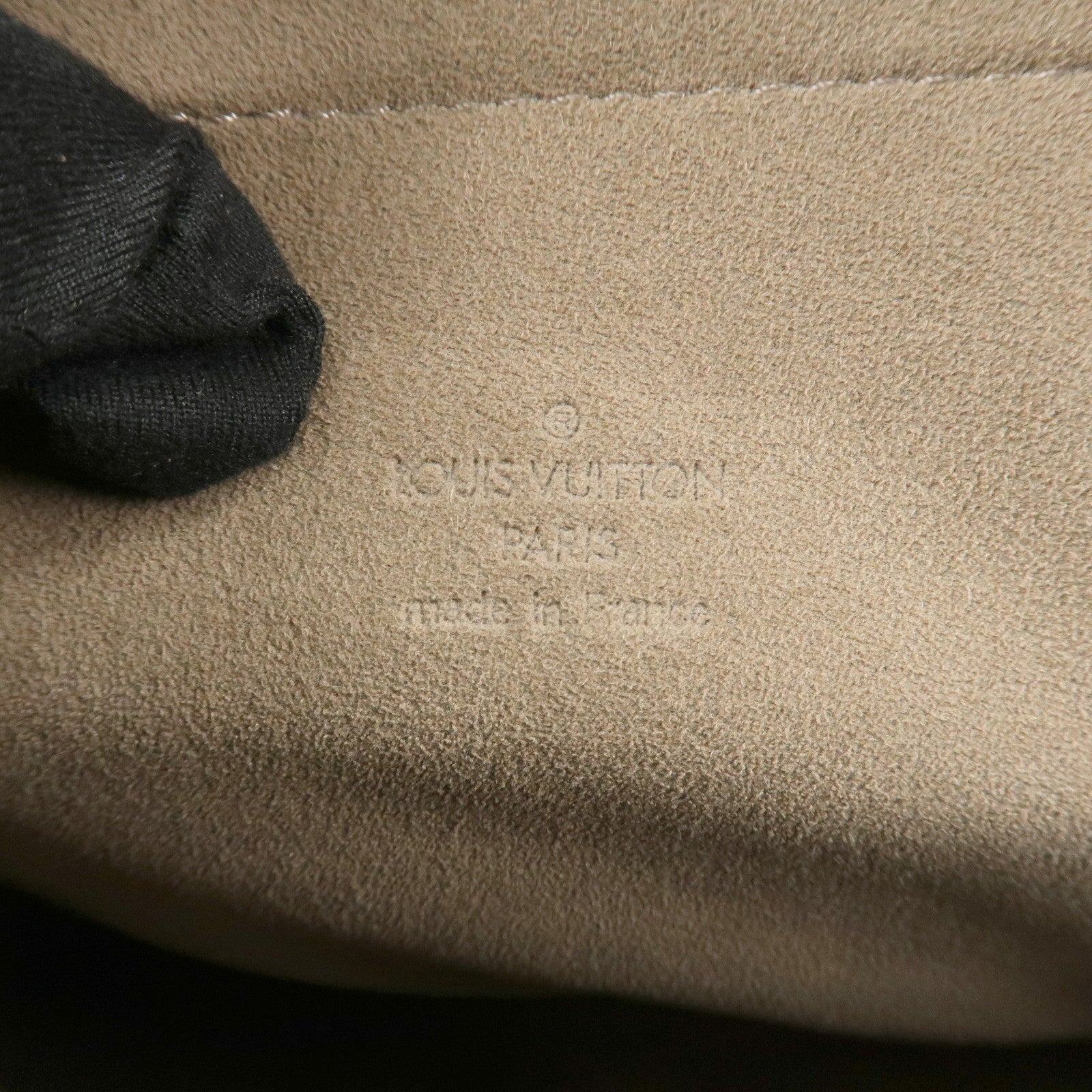 Louis Vuitton Monogram Multicolor Priscilla Hand Bag Noir M40097