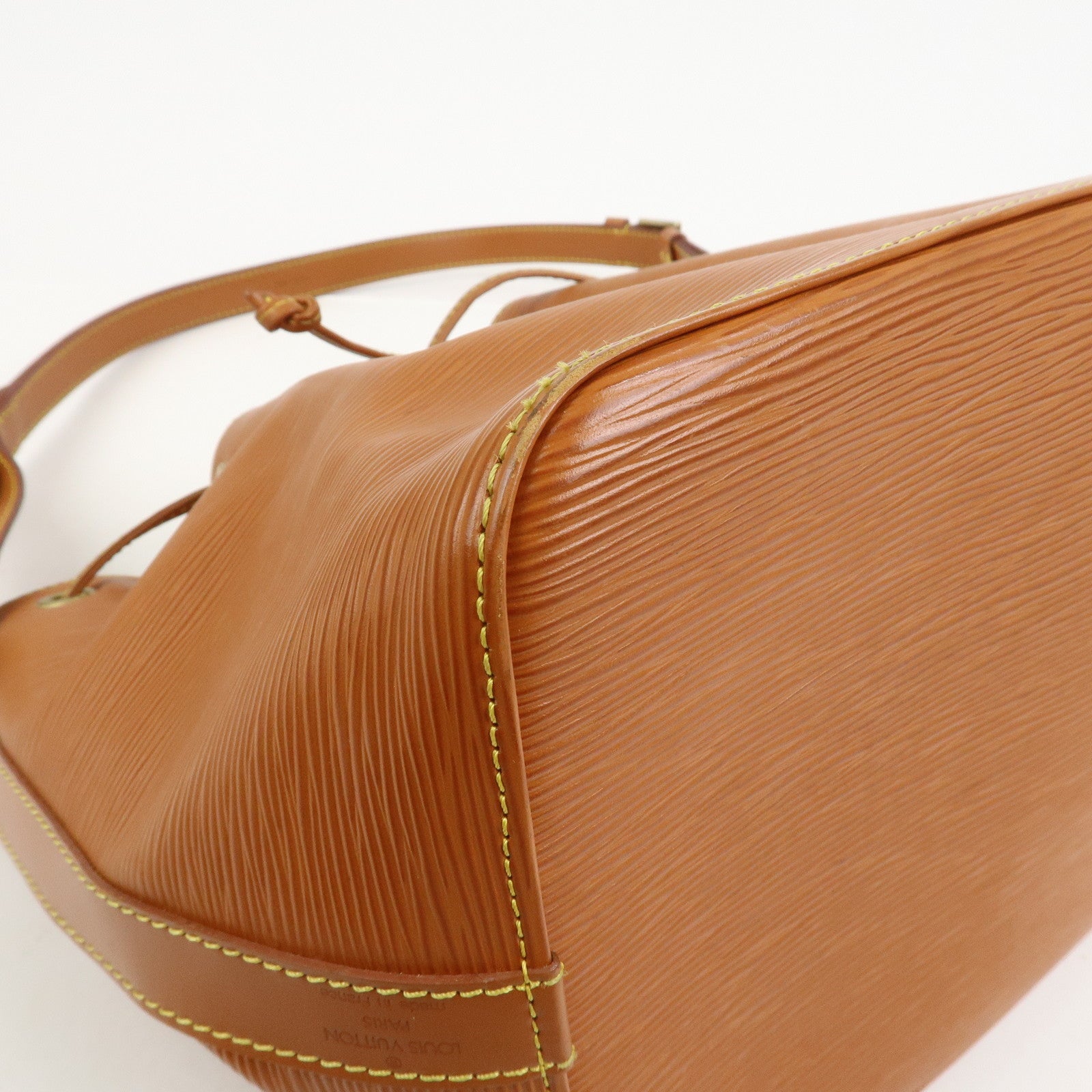 Louis Vuitton Epi Leather Petit Noe Shoulder Bag Zipang Gold M44108