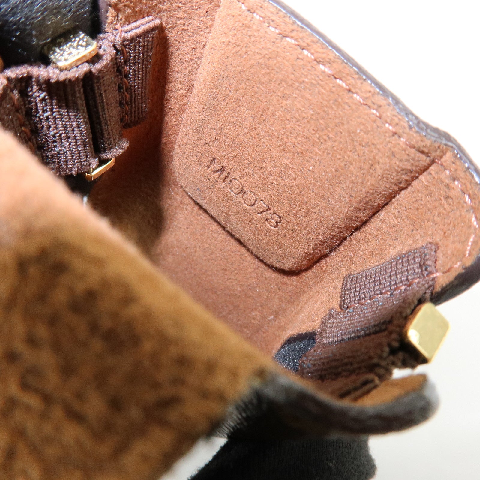 Louis Vuitton Monogram Set of 2 Etui Telephone International GM