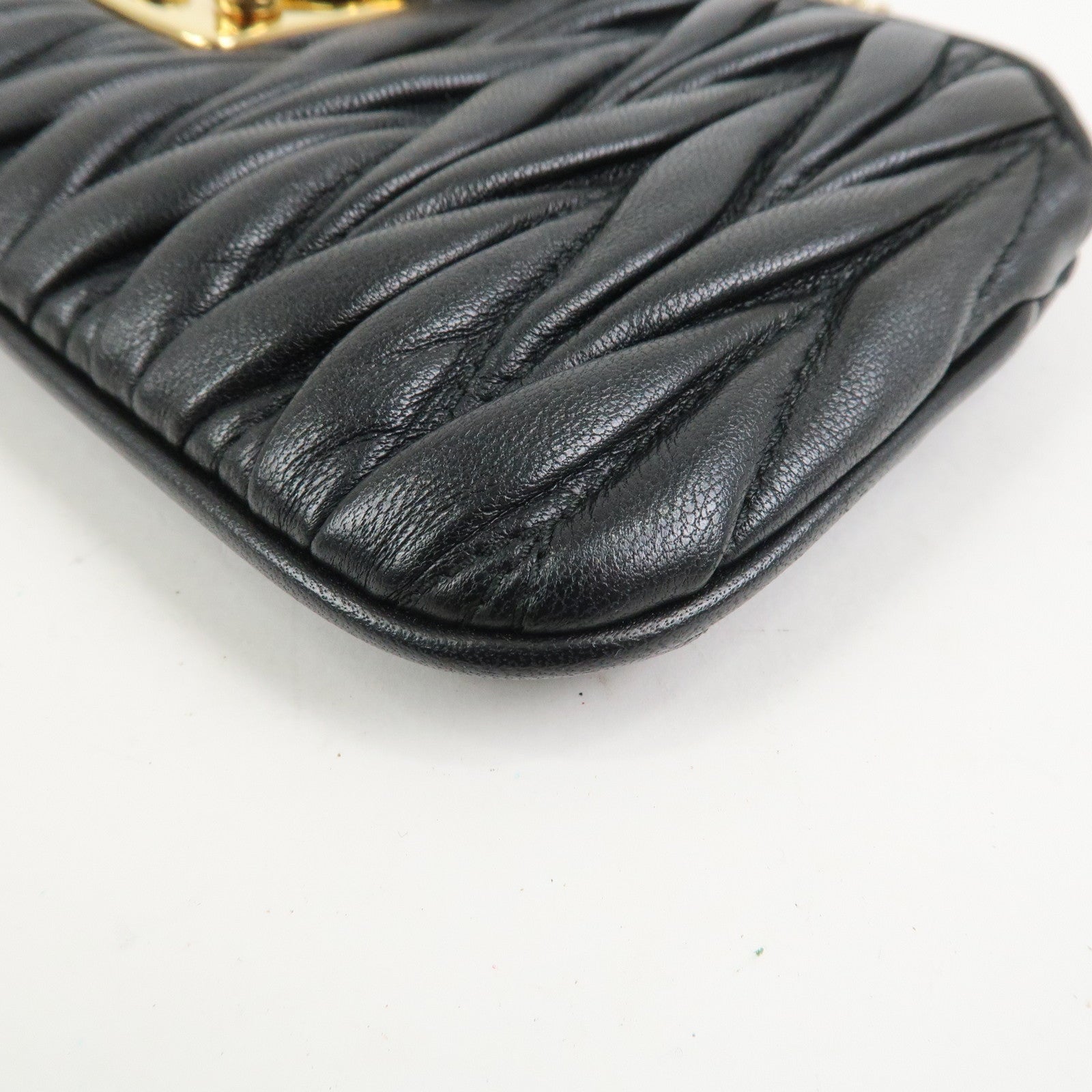 MIU MIU Matelasse Nappa Leather Chain Shoulder Bag Phone Case Black