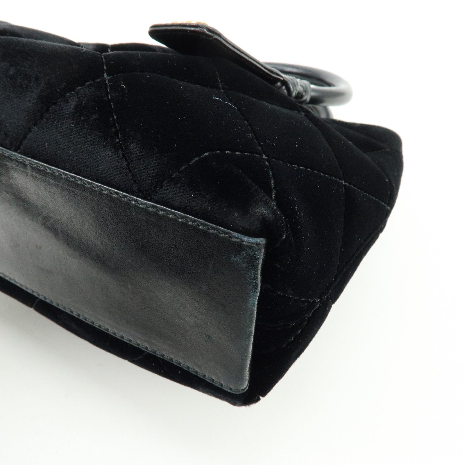 CHANEL Matelasse Circle Handle COCO Mark Velvet Lambskin Hand Bag