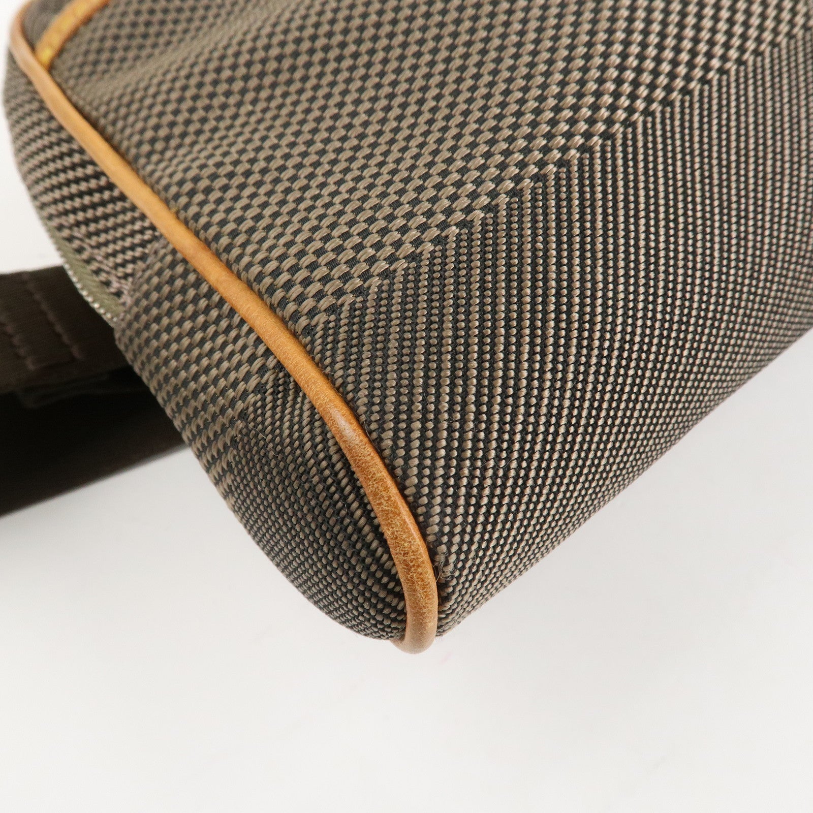 Louis Vuitton Damier Geant Acrobat Waist Crossbody Bag Terre M93619 Used