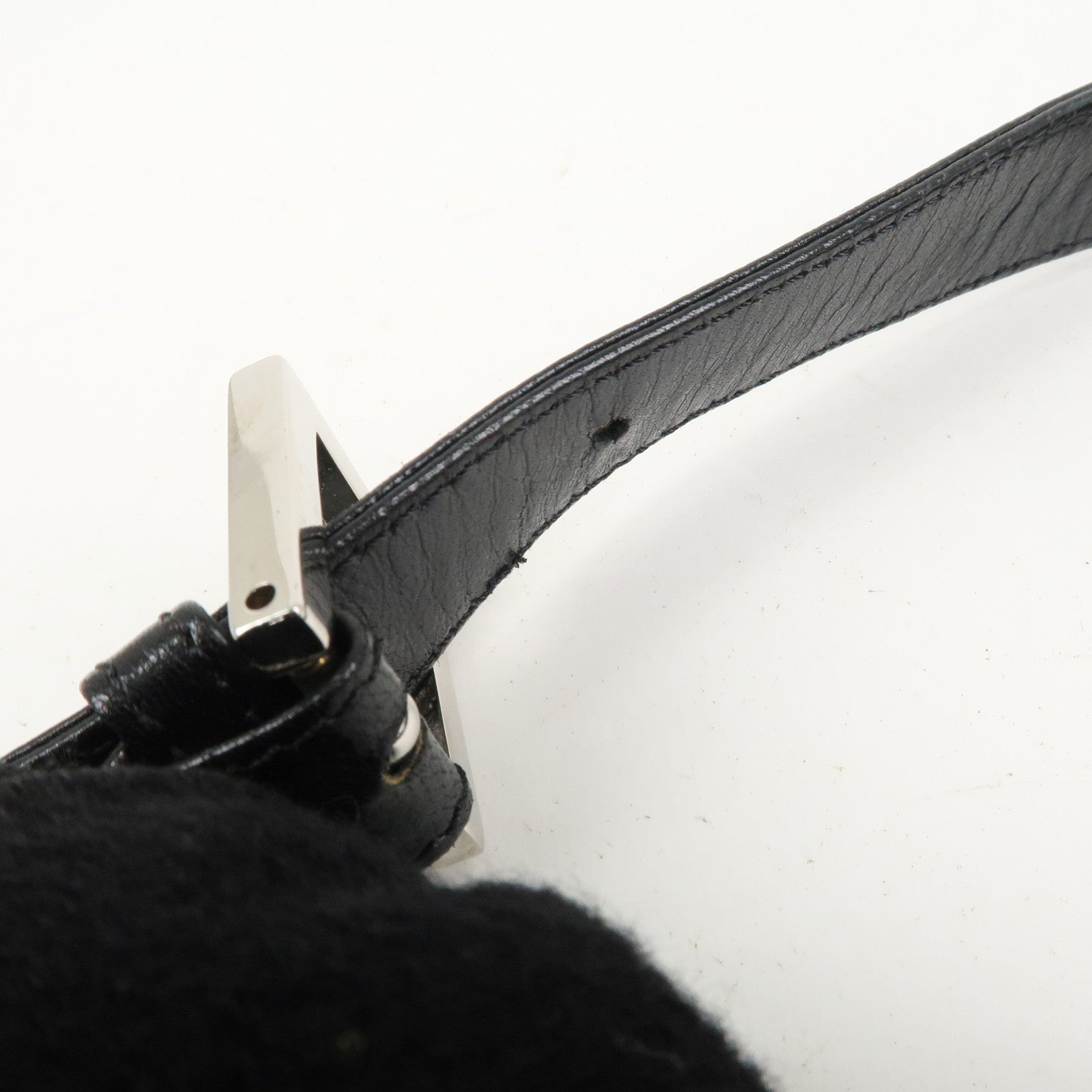 FENDI Mamma Baguette Wool Leather Shoulder Bag Hand Bag Black 26424