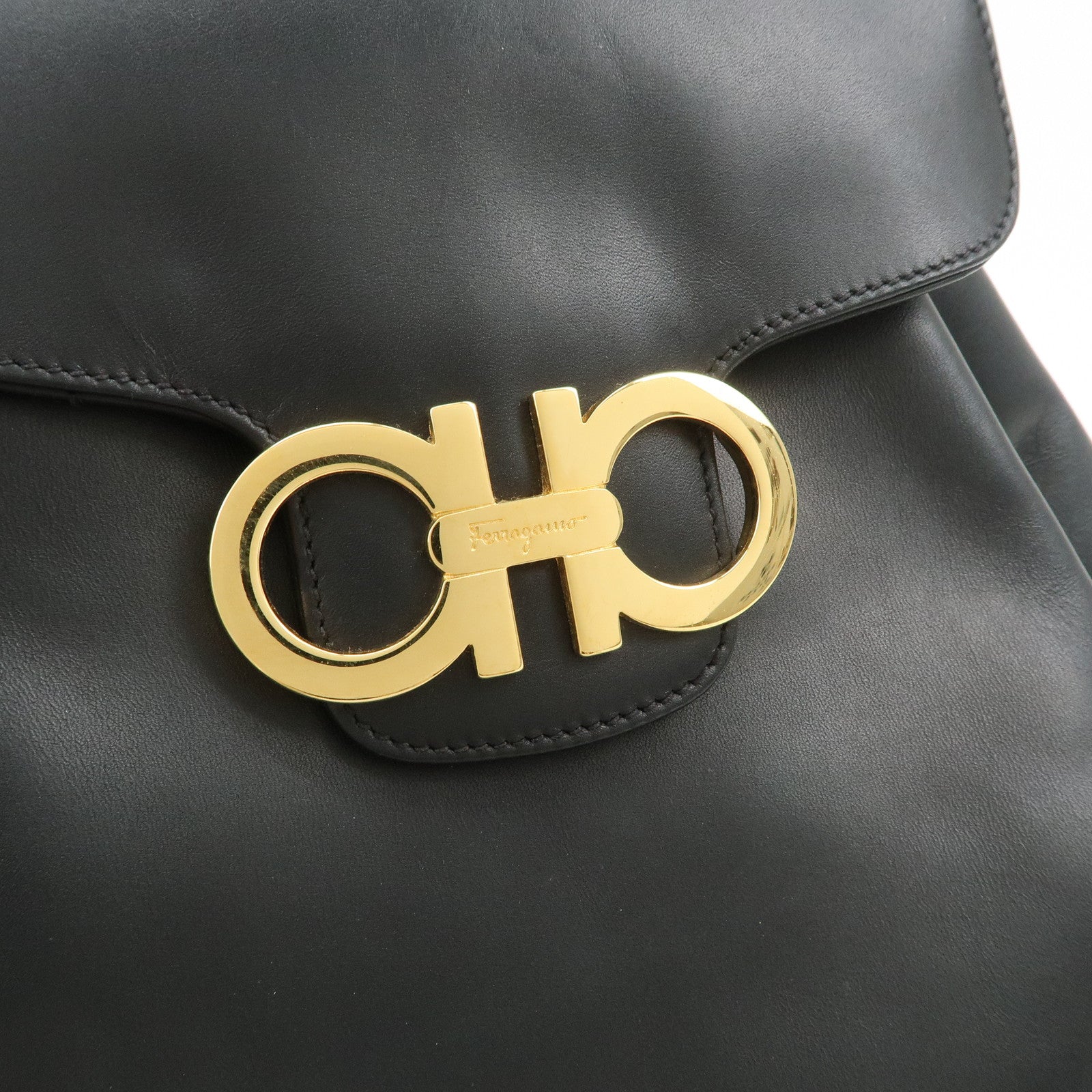 Ferragamo Gancini Leather Backpack Rucksack Black BV216148