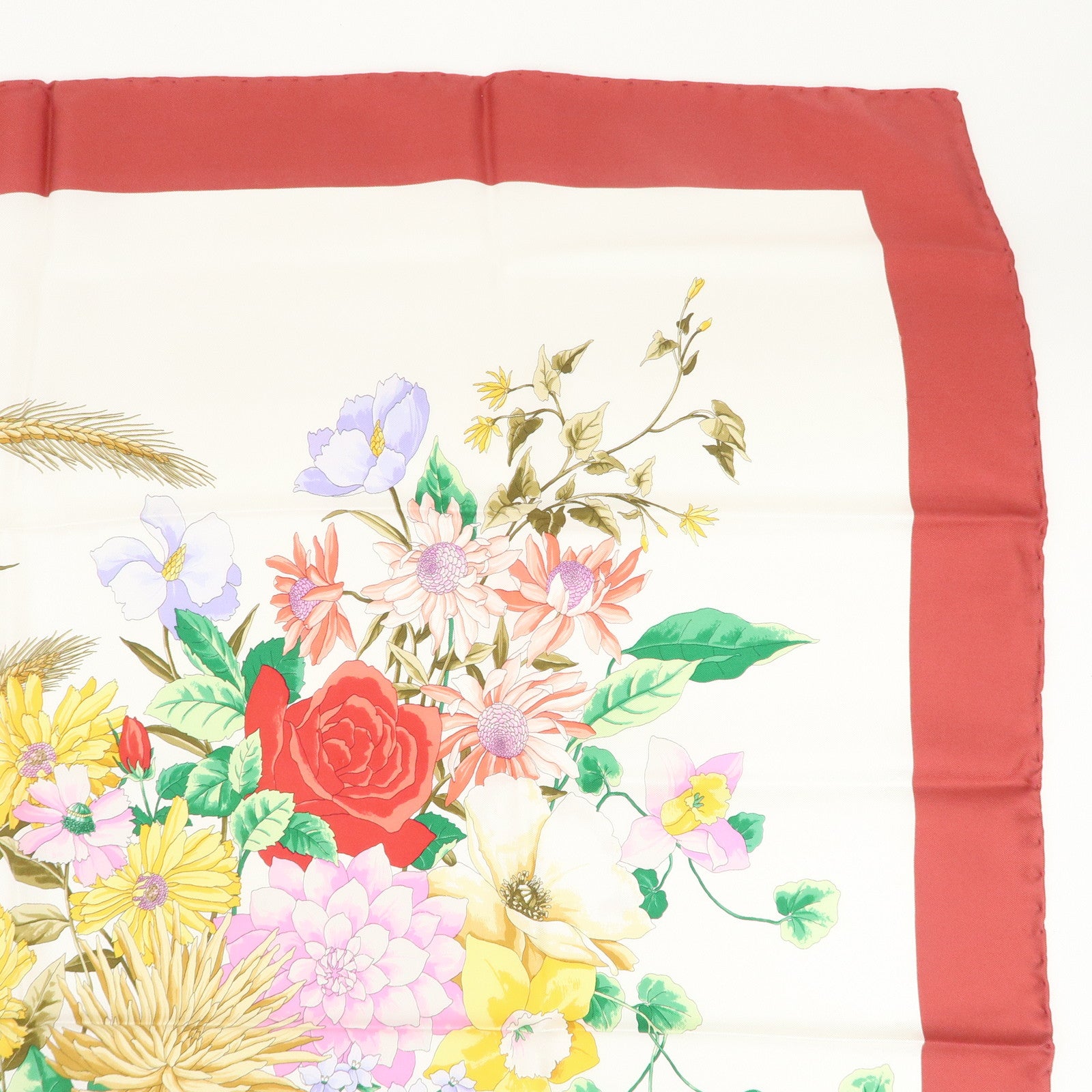GUCCI Logo Silk 100% Scarf Red Flora Multicolor