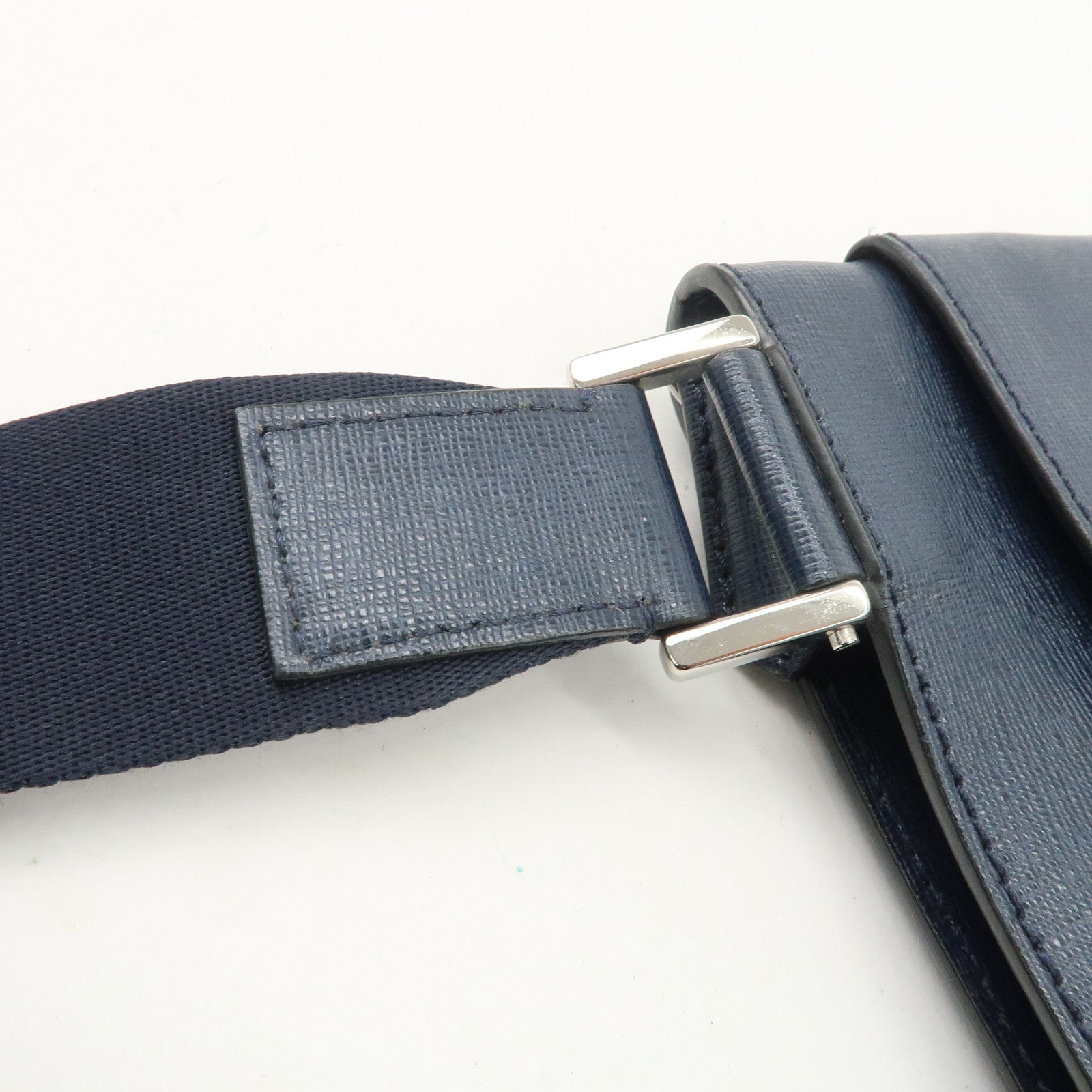 FENDI Logo Leather Shoulder Bag Crossbody Bag Navy 7VA357 Used