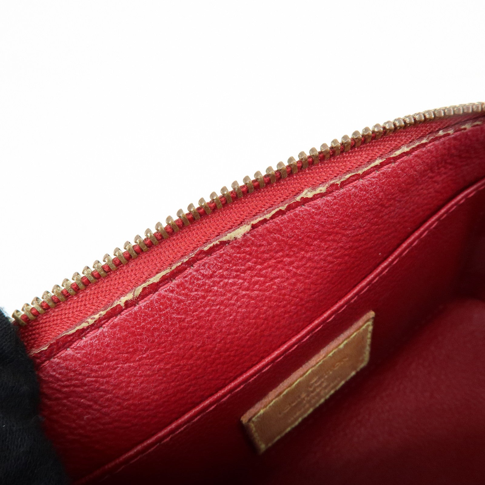 Louis Vuitton Monogram Vernis Pochette Cosmetic PM Pouch M91496
