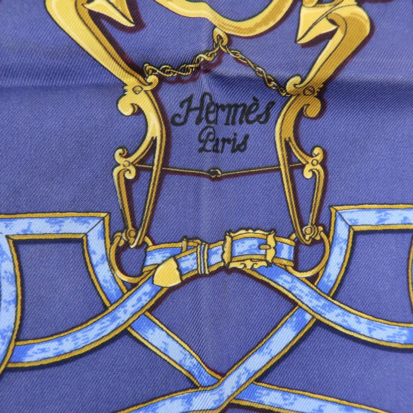 HERMES Carre 45 Silk 100% Scarf L’INSTRVCTION DV ROY Red Navy