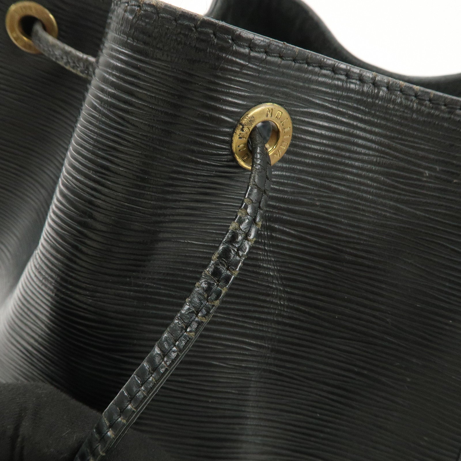 Louis Vuitton Epi Petit Noe Shoulder Bag Noir Black M59012