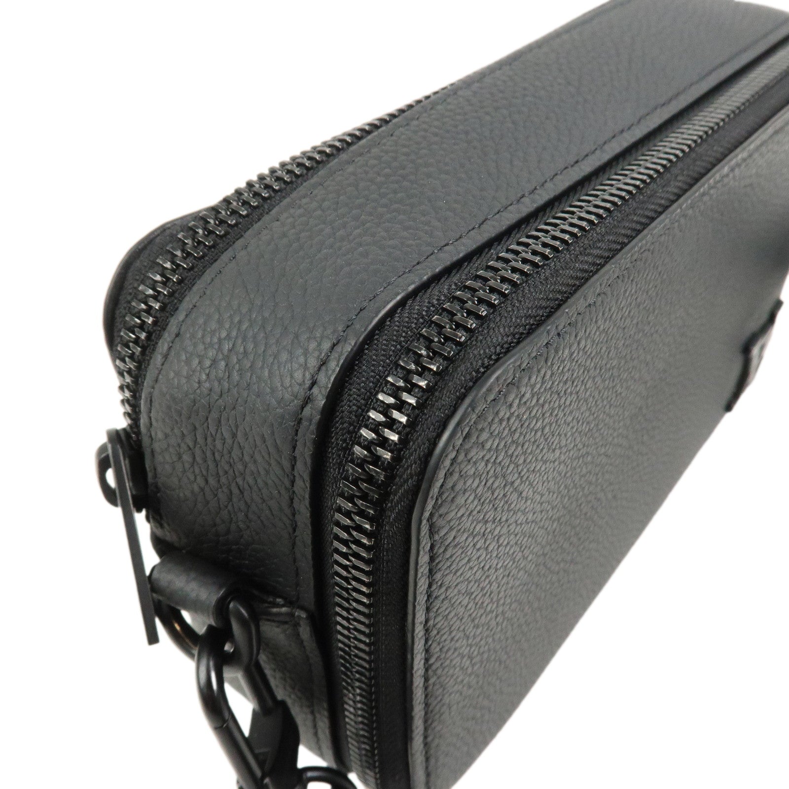 Louis Vuitton LV Aerogram Leather Alpha Wearable Wallet Noir M59161