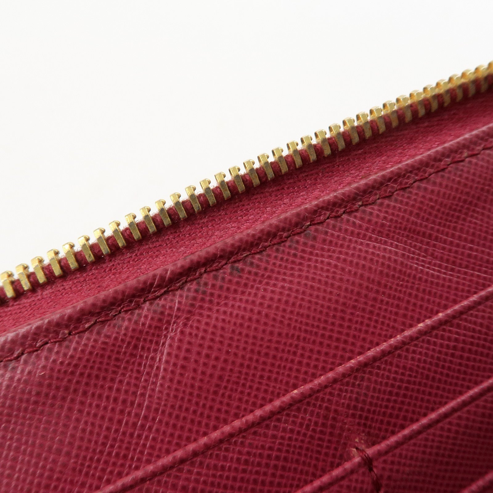PRADA Logo Saffiano Leather Round Zippy Long Wallet Pink 1M0506 Used