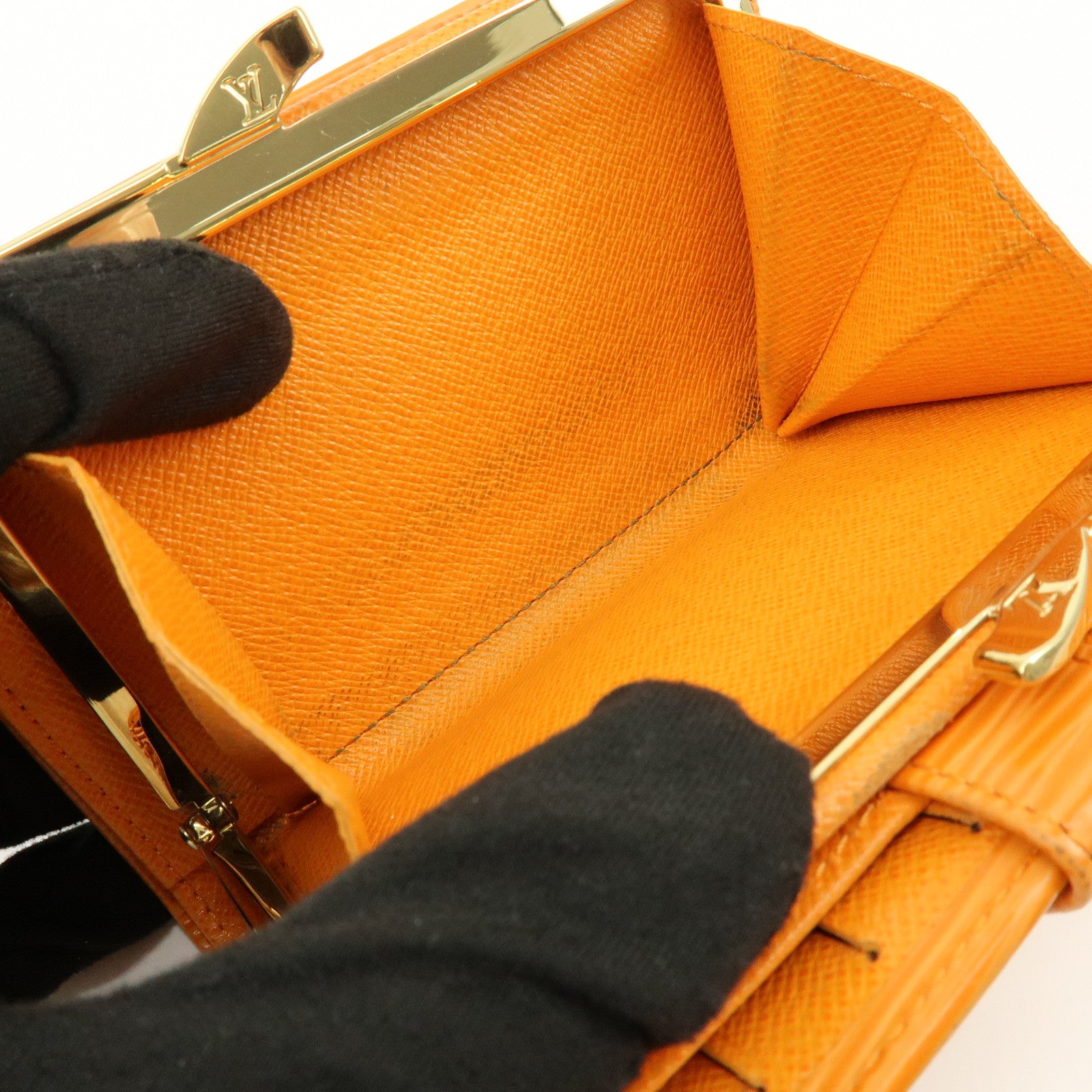 Louis Vuitton Epi Porte Monnaie Viennois Bi-Fold Wallet M6324H