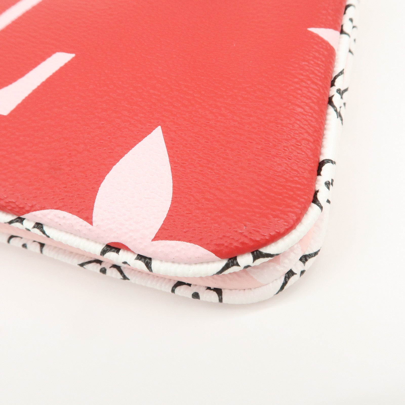 Louis Vuitton Monogram Giant Pochette Double Zip Pouch Rouge M67561