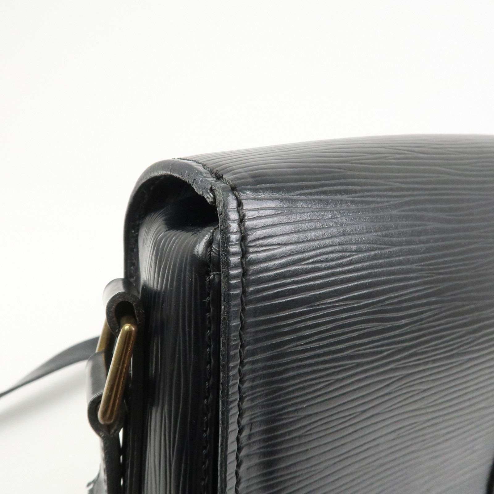 Louis Vuitton Epi Saint Cloud Shoulder Bag Black Noir M52192