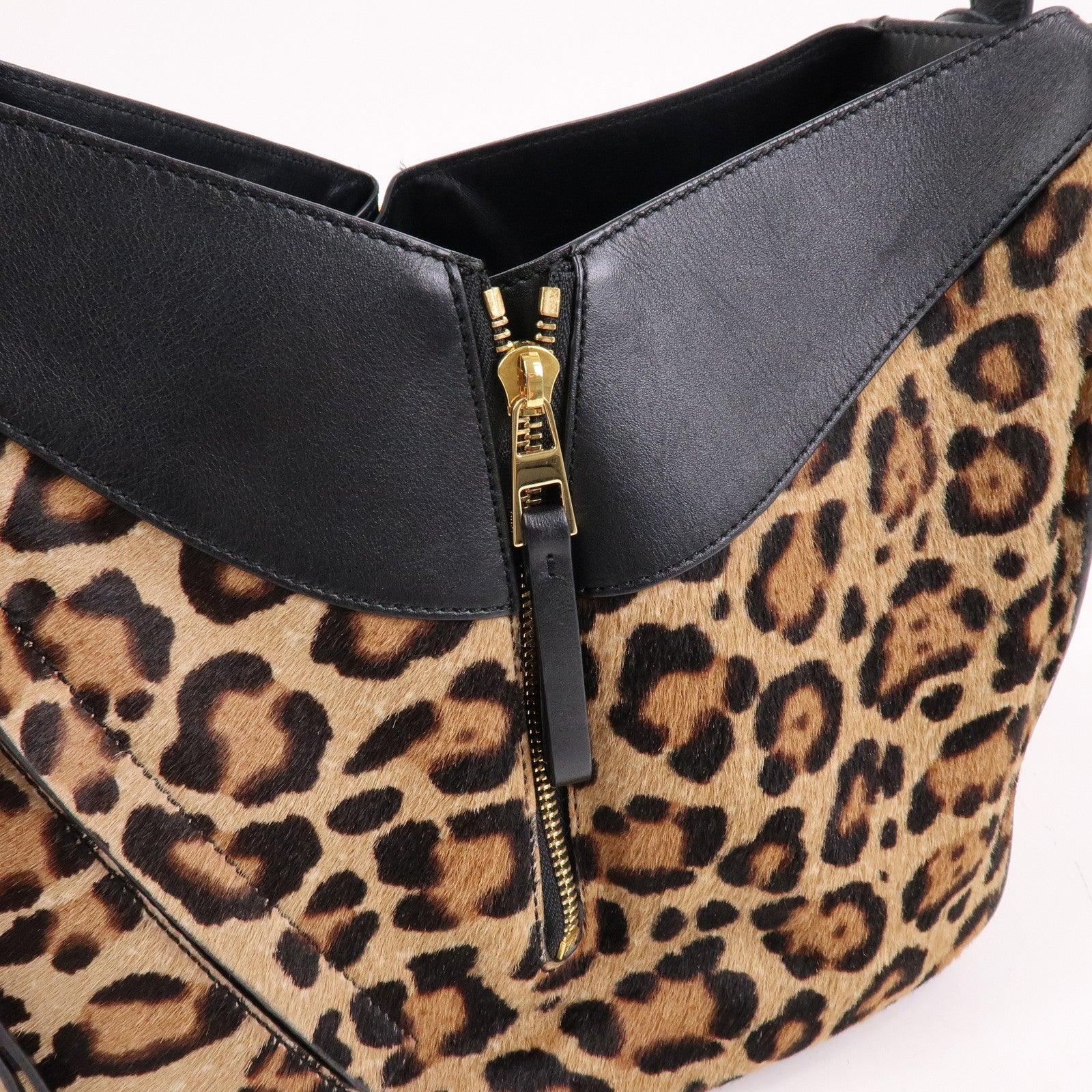 LOEWE Calfskin Hammock Small Shoulder Bag Leopard Beige Black