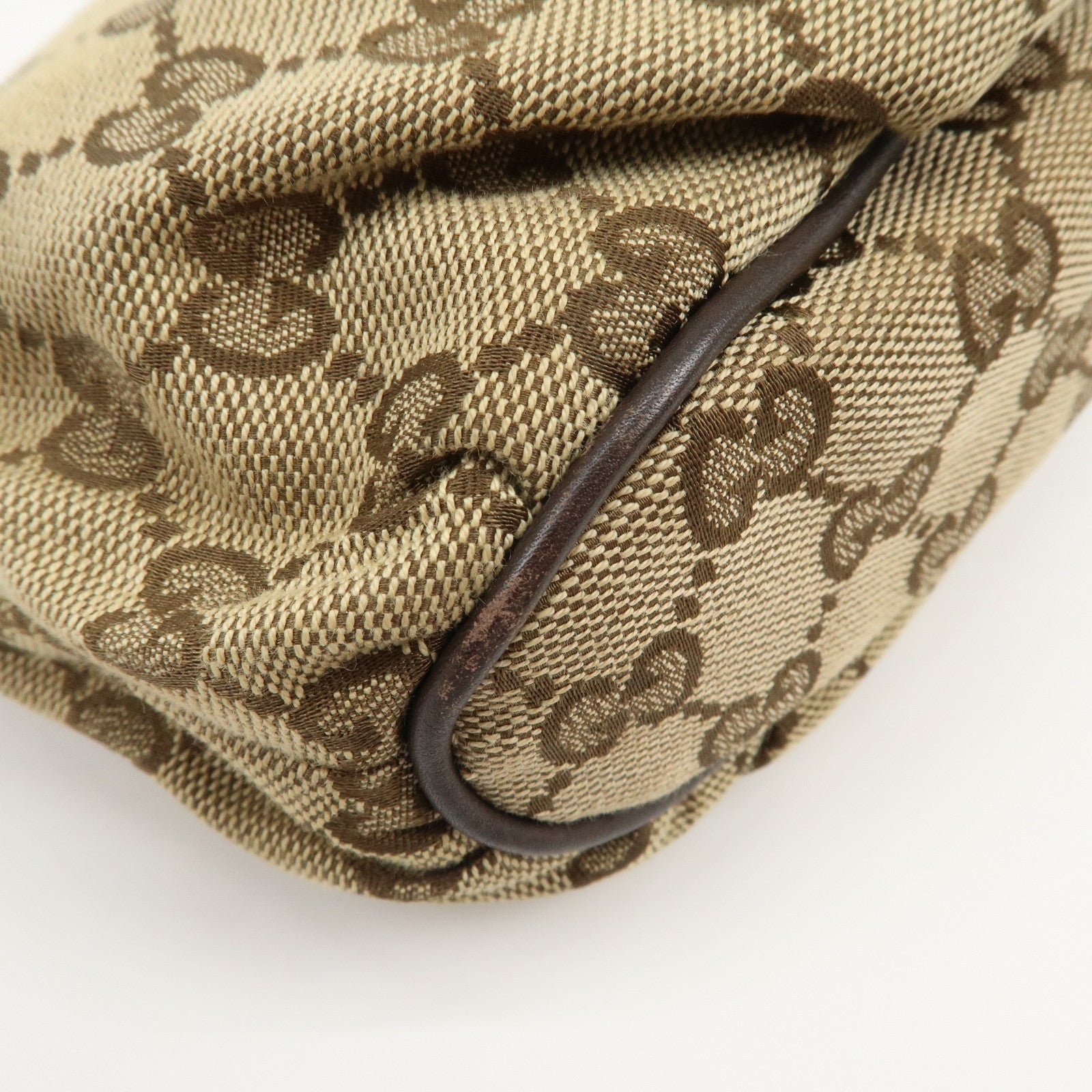 GUCCI Sherry Leather Accessory Poach Hand Bag Brown 224093