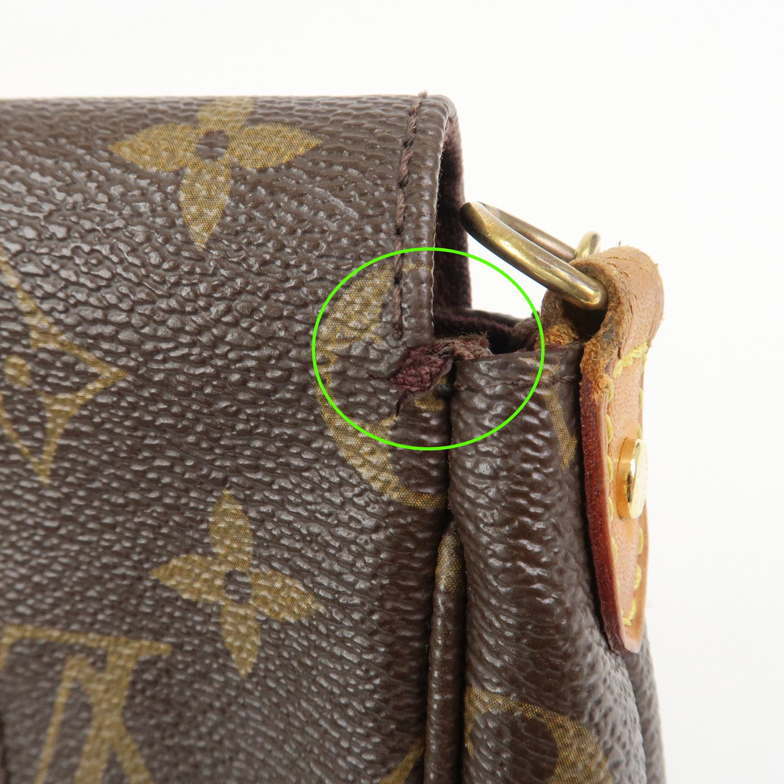 Louis Vuitton Monogram Favorite MM Shoulder Bag Brown M40718
