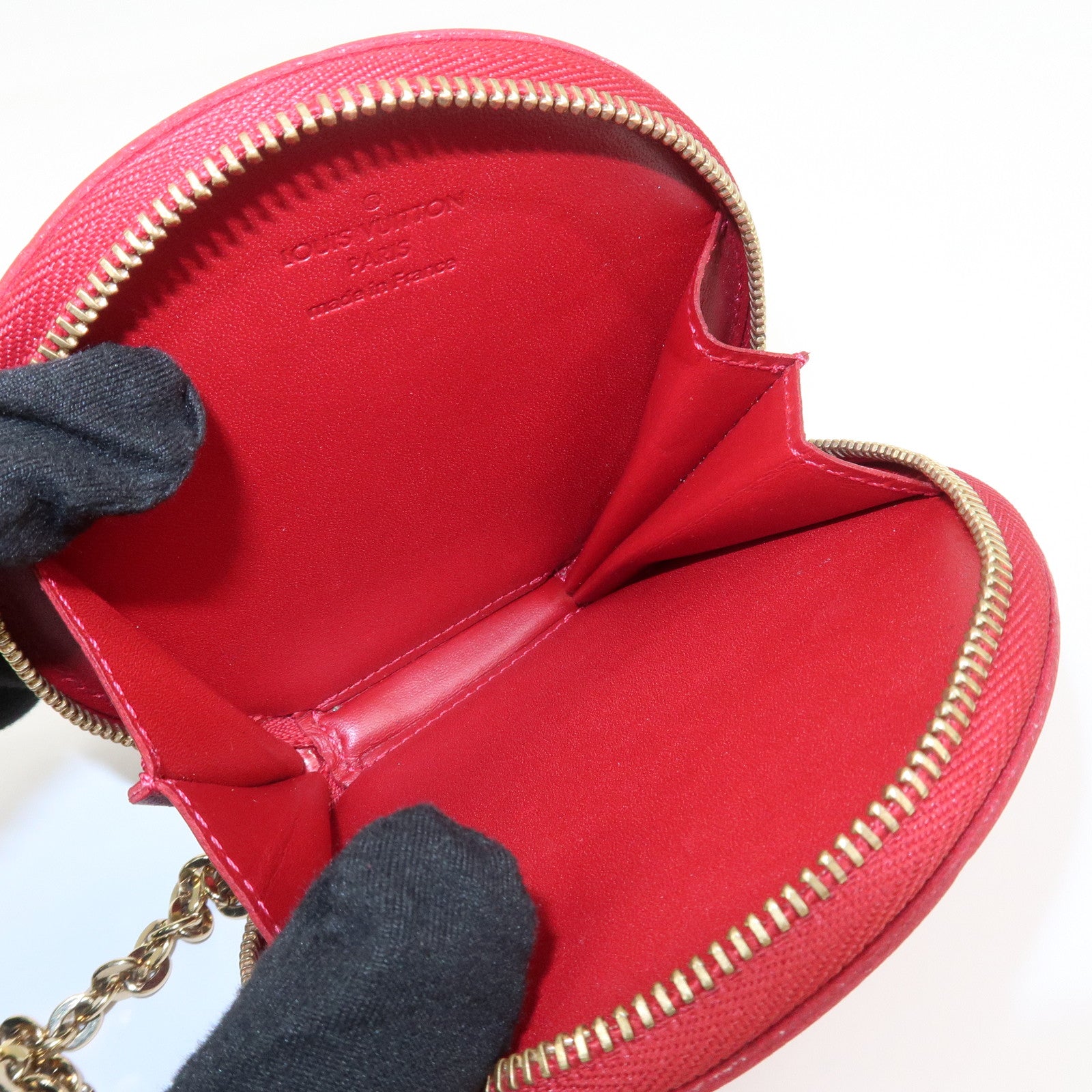 Louis Vuitton Monogram Vernis Vernis Leather Pomme d'Amour M9141M