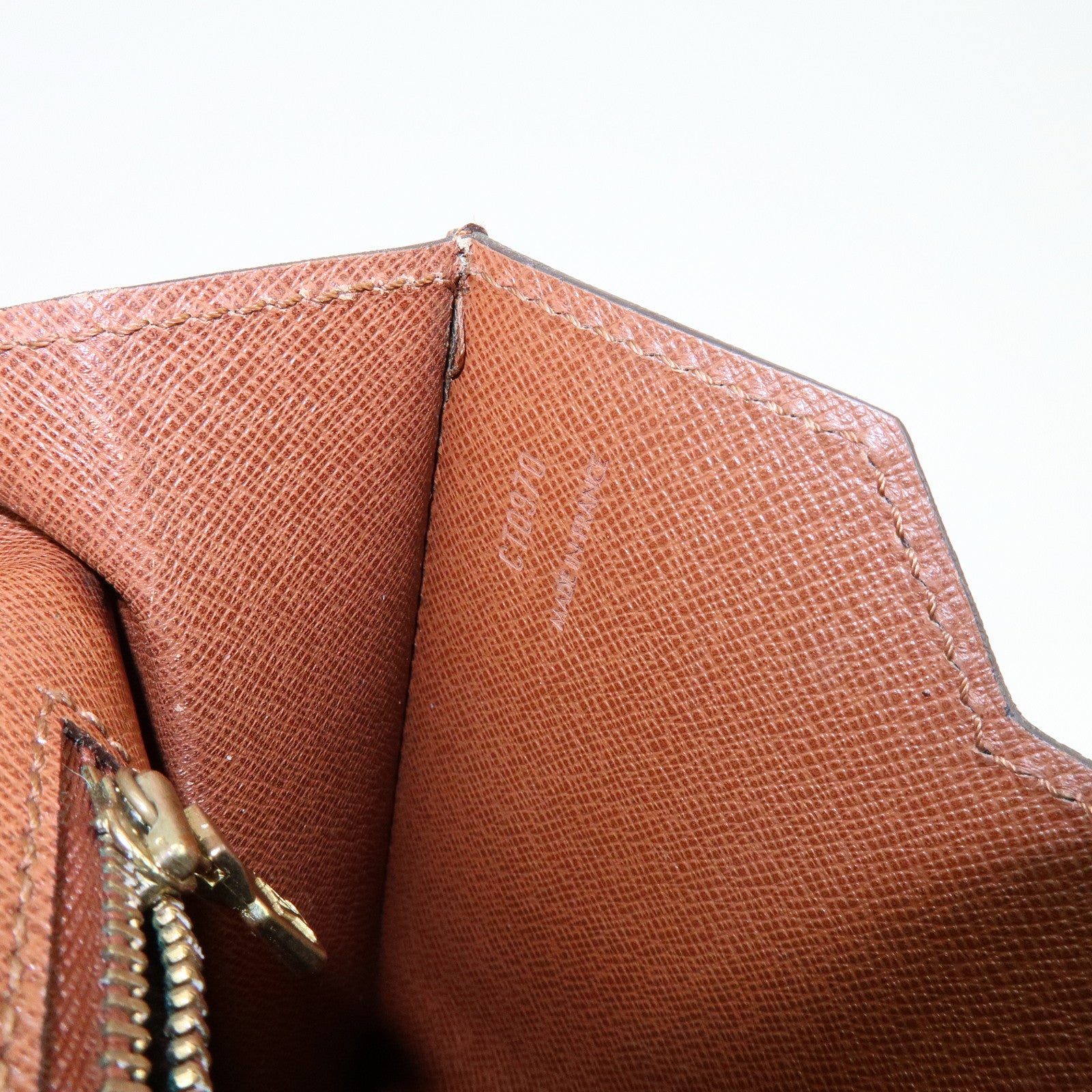 Louis Vuitton Monogram Porte Documents Bandoulière Brown M53338