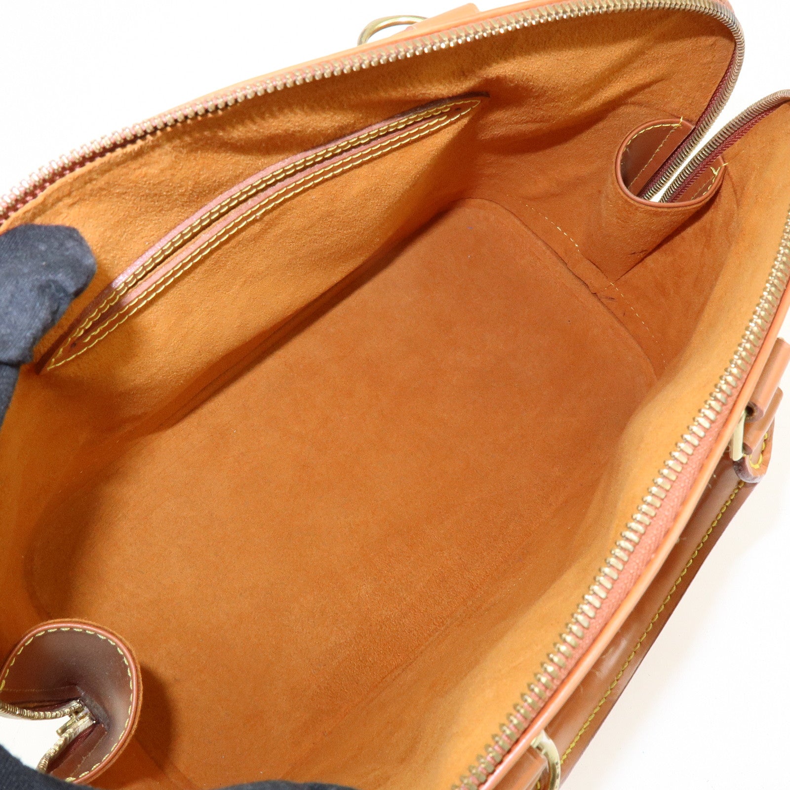 Louis Vuitton Epi Leather Alma PM Hand Bag Zipang Gold M52148