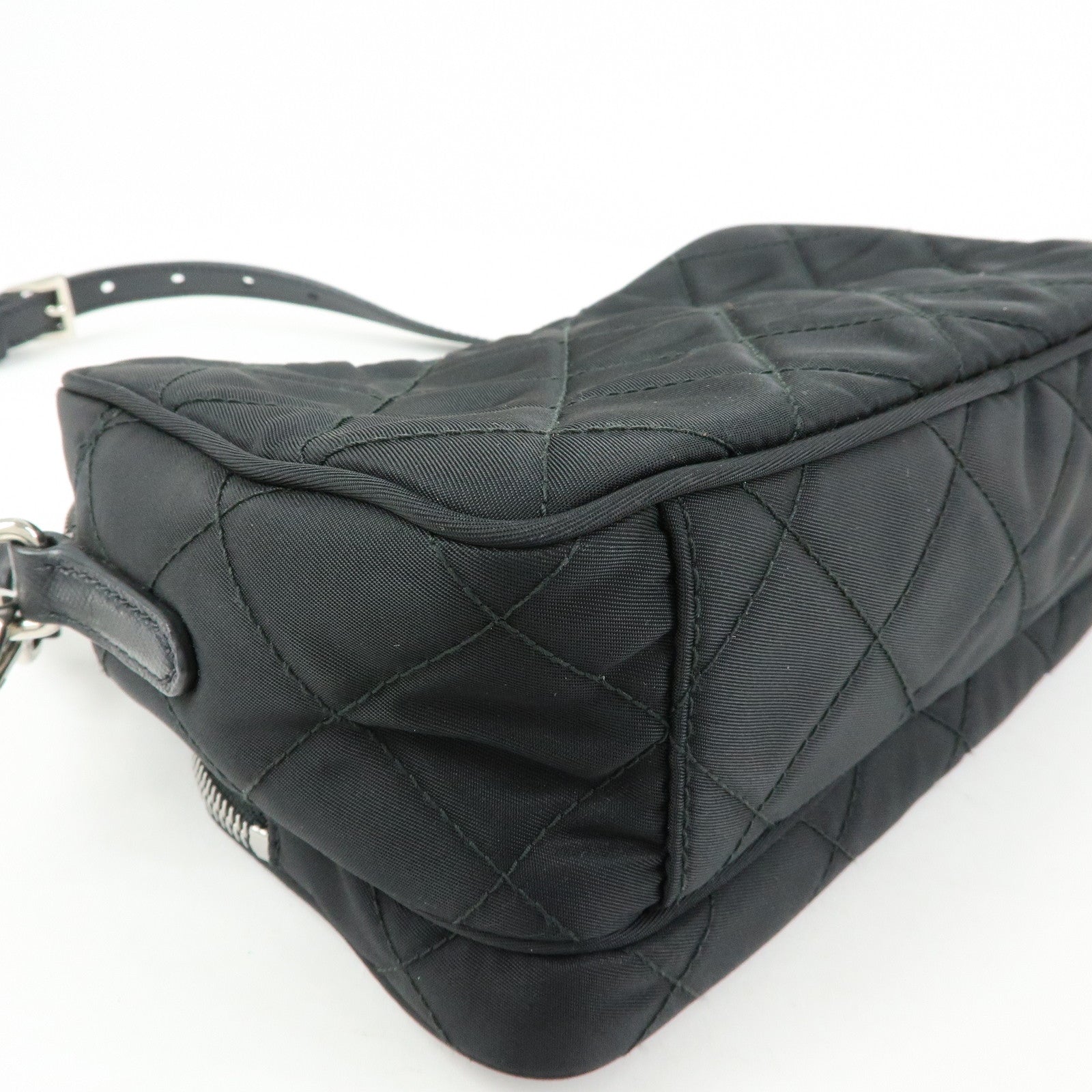 PRADA Triangle Logo Nylon Leather Quilt Shoulder Bag Black BT1027