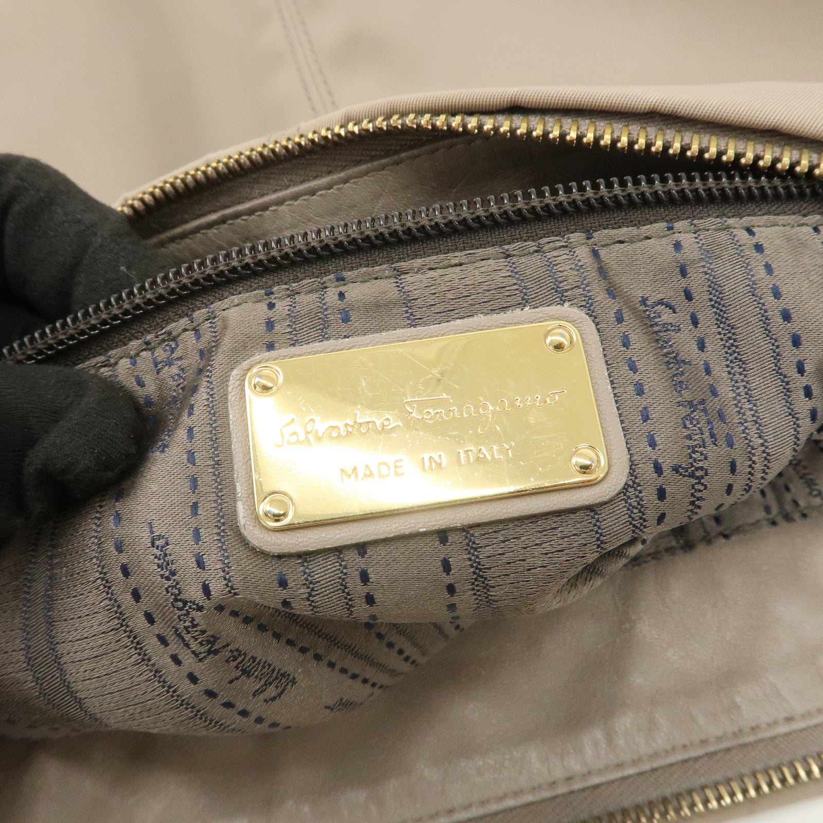 Ferragamo Vara Ribbon Nylon Leather Shoulder Bag Hand Bag Gray