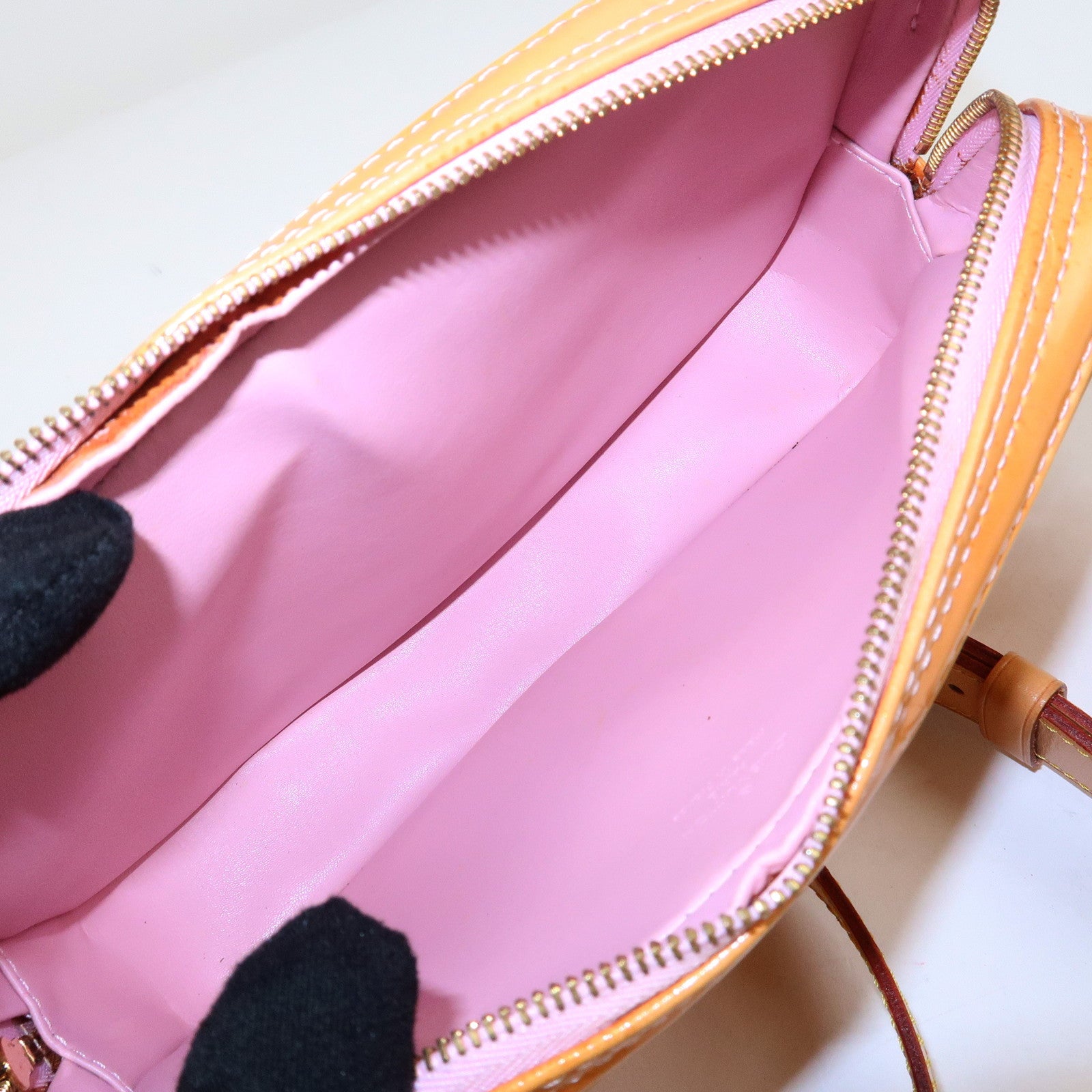 Louis Vuitton Monogram Vernis Leather Fulton Body Bag Gris M91041