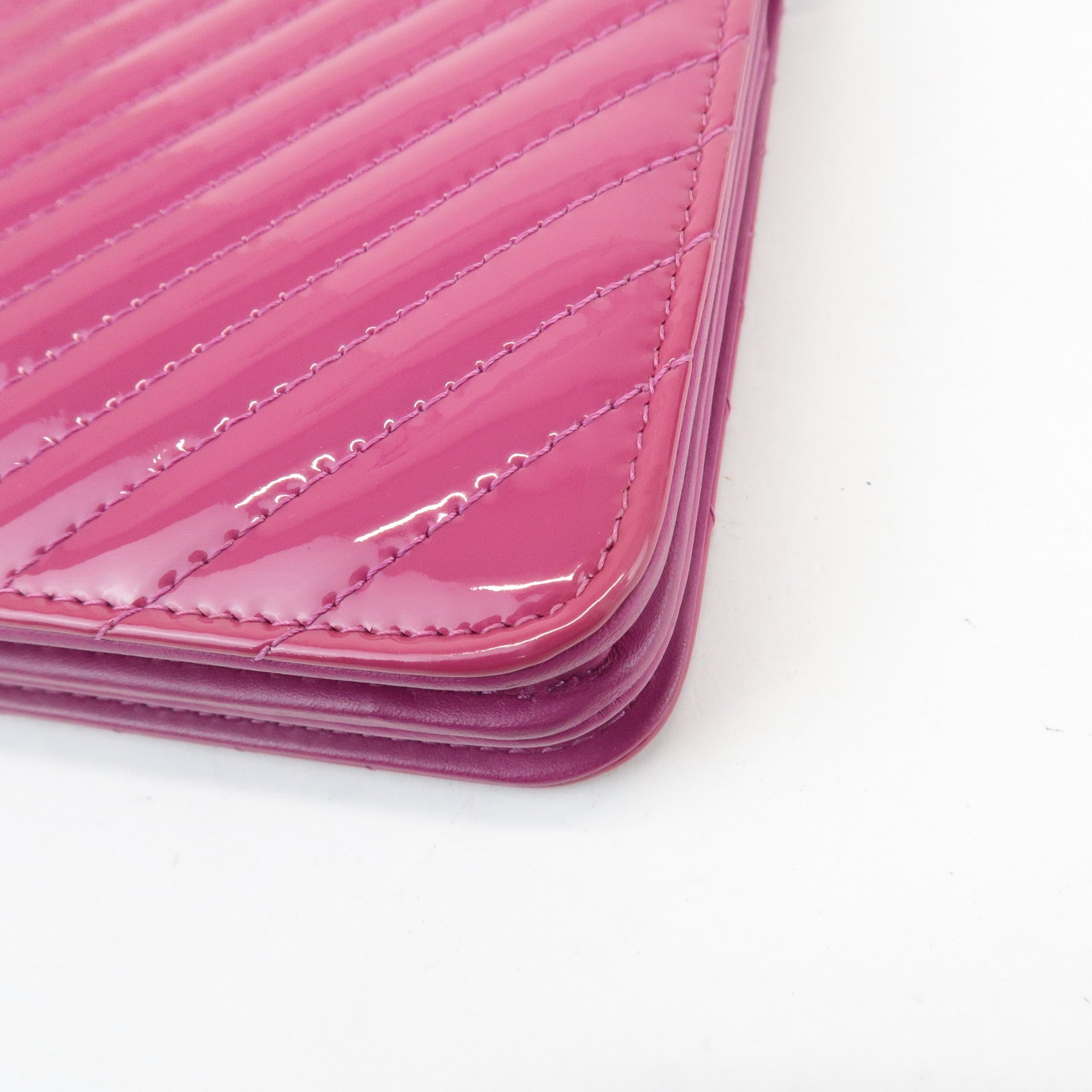 CHANEL COCO Mark Shevron Patent Leather V Stitch Chain Wallet Used