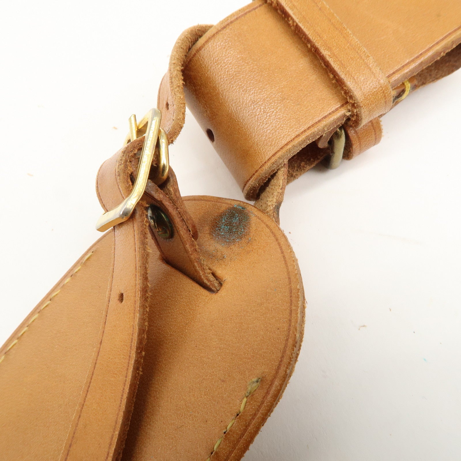 Louis Vuitton Set of 20 Leather Name Tag & Poignet Natural Used