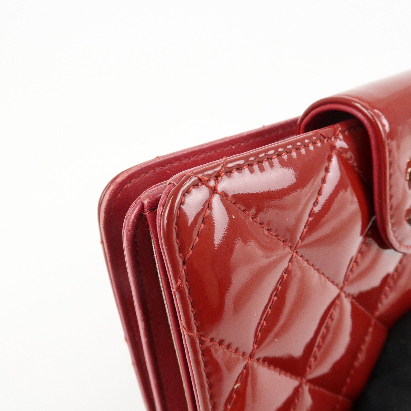 CHANEL Brilliant Patent Leather Bifold Wallet Red A48706 Used