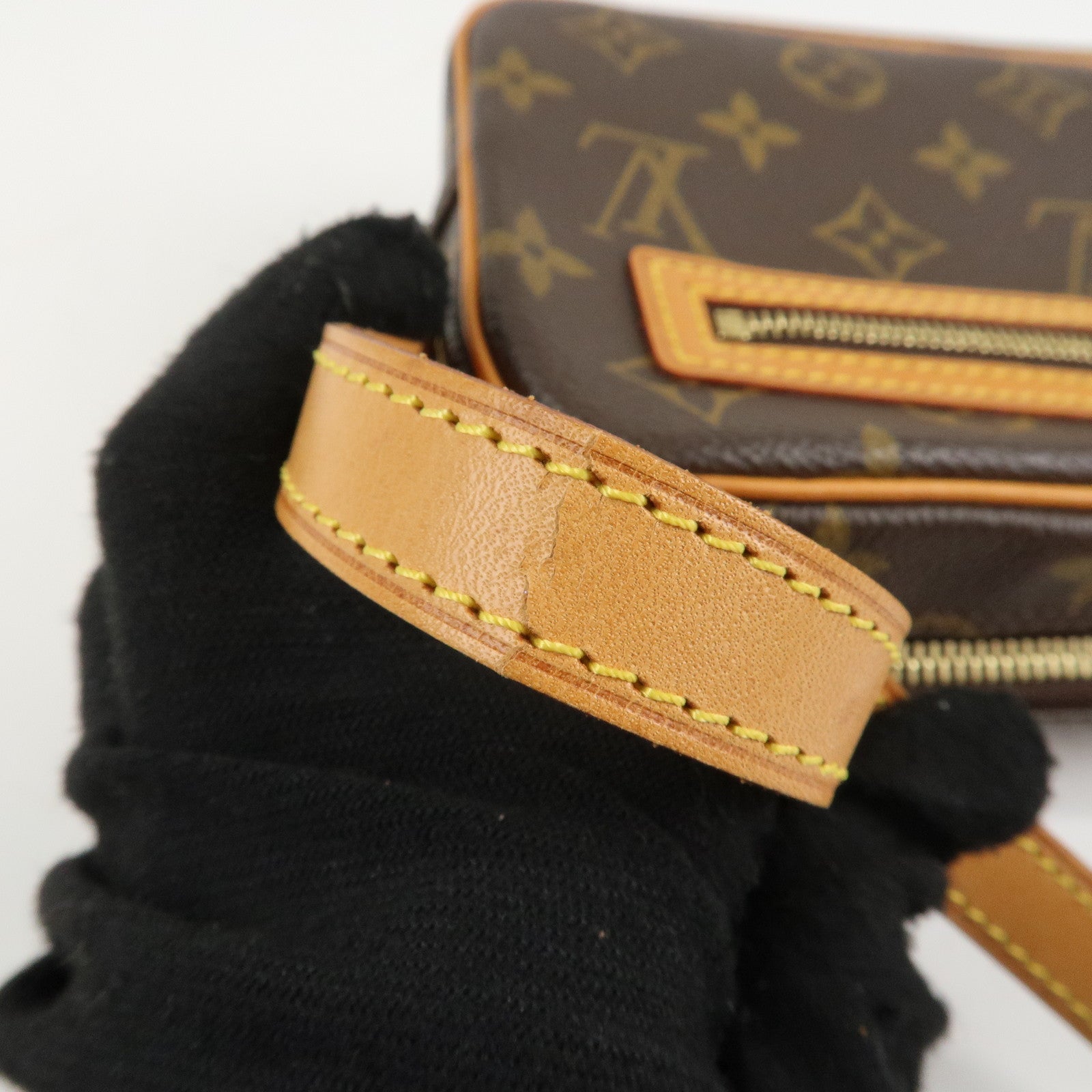Louis Vuitton Monogram Pochette Cite Shoulder Bag M51183 Used