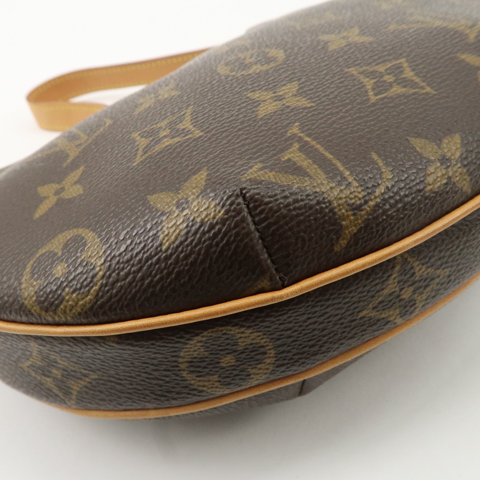 Louis Vuitton Monogram Pochette Croissant Shoulder Bag M51510 Used