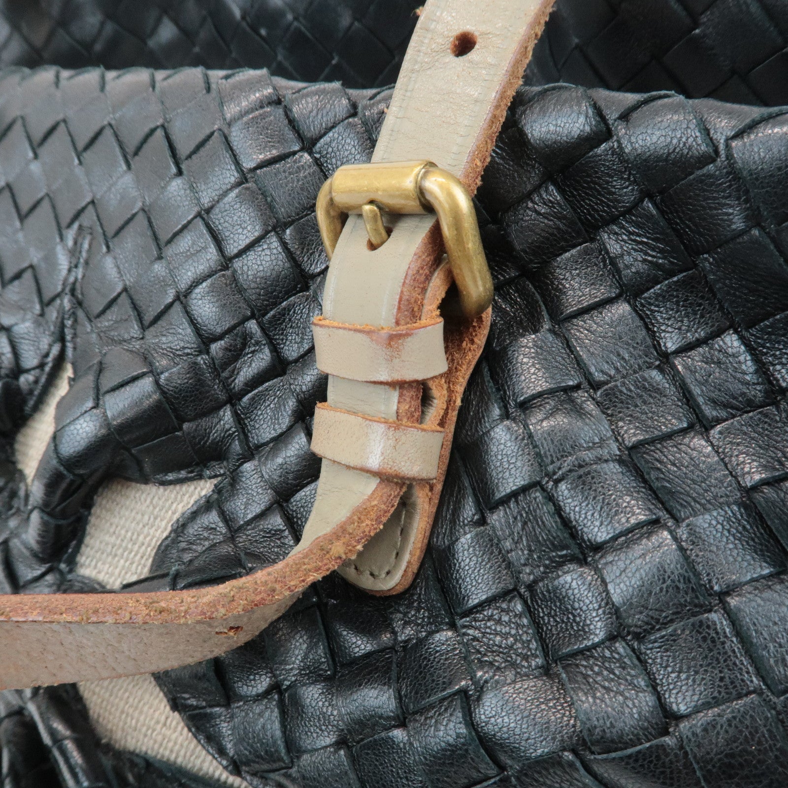 BOTTEGA VENETA Intrecciato Leather Tote Bag Balck Beige 169759 Used