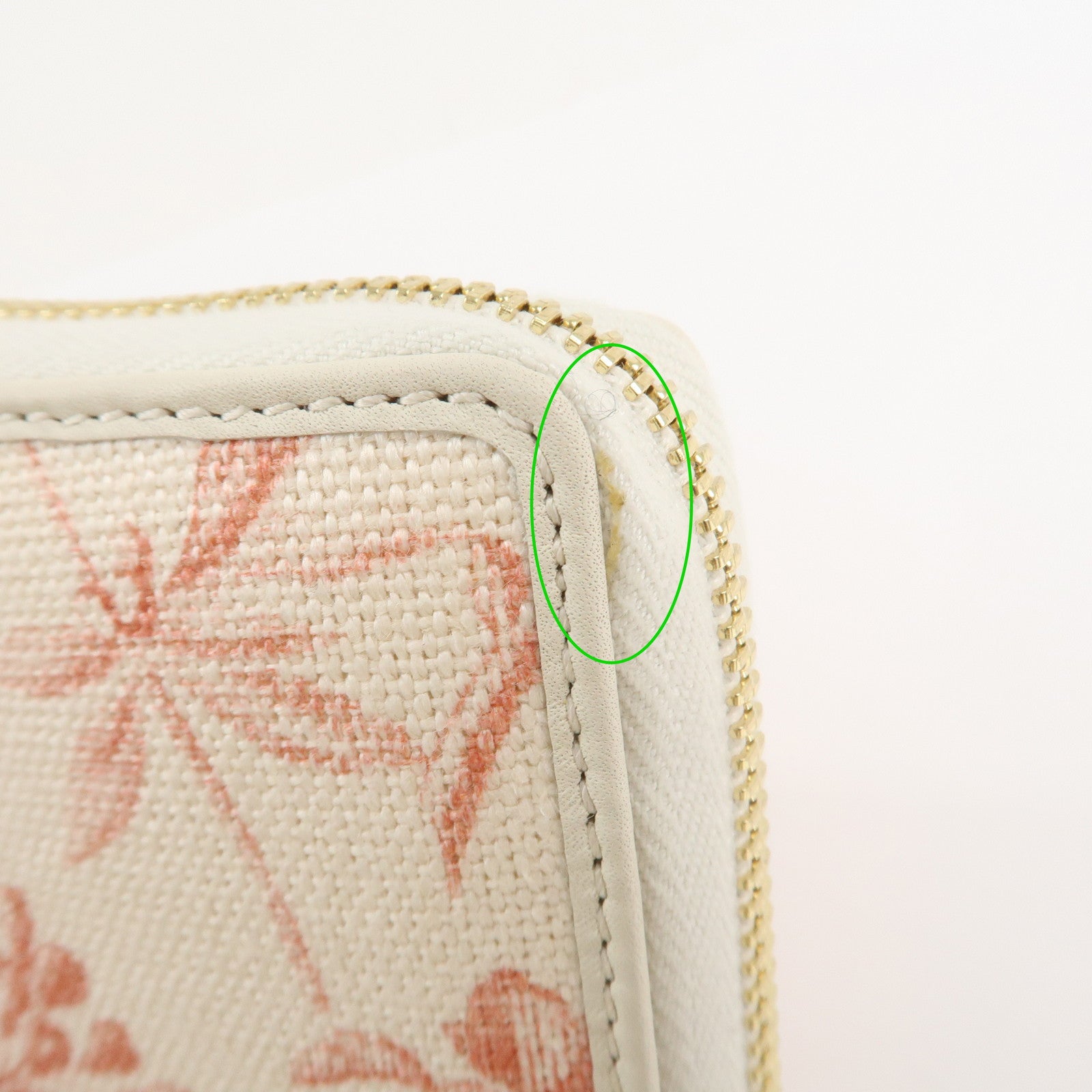 GUCCI GG Marmont Canvas Leather Floral Pattern Round Zipper Wallet Used