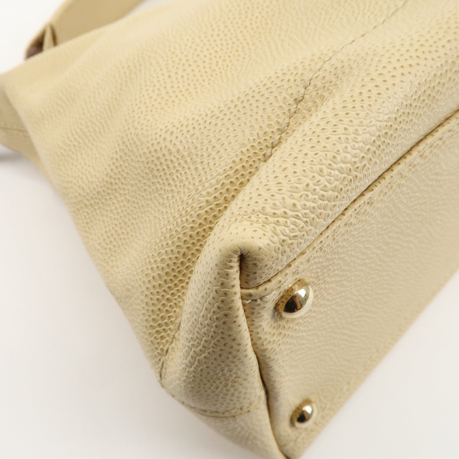 CHANEL Caviar Skin COCO Mark Wood Chain Shoulder Bag Beige Used