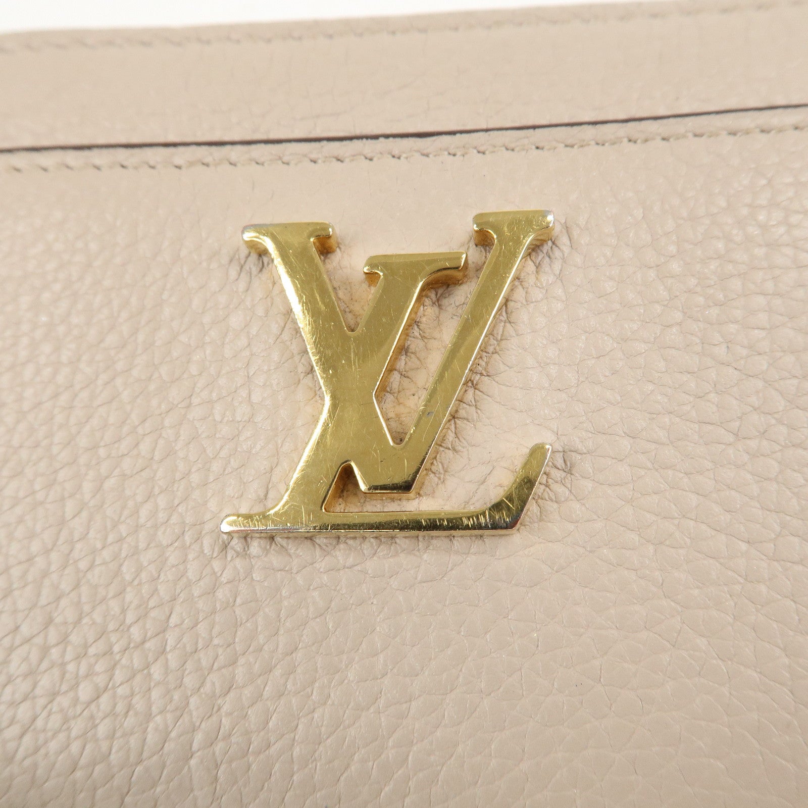 Louis Vuitton Lock Me Zippy Coin Purse Coin Case Beige M80100 Used