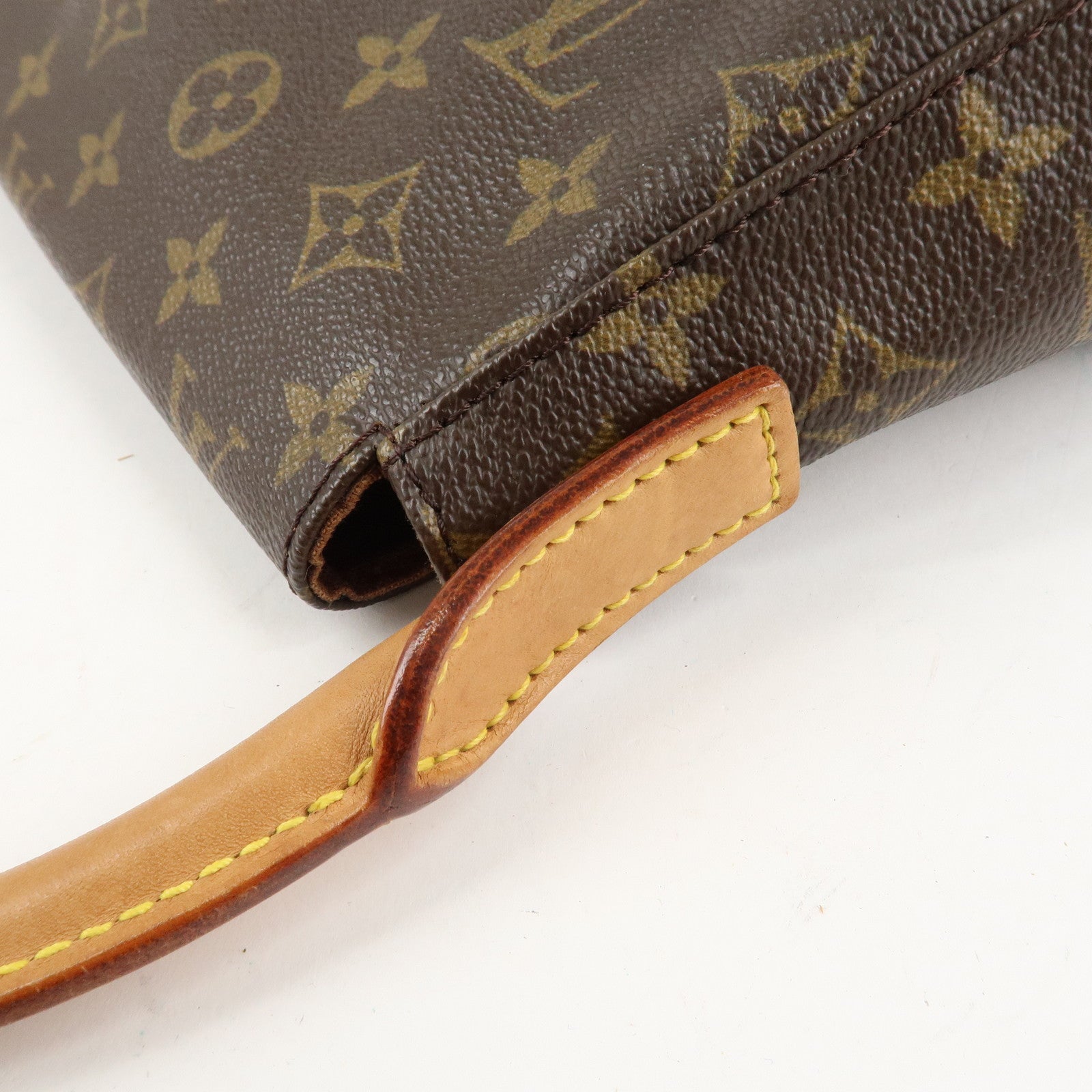 Louis Vuitton Monogram Mini Looping Shoulder Bag Hand Bag M51147 Used