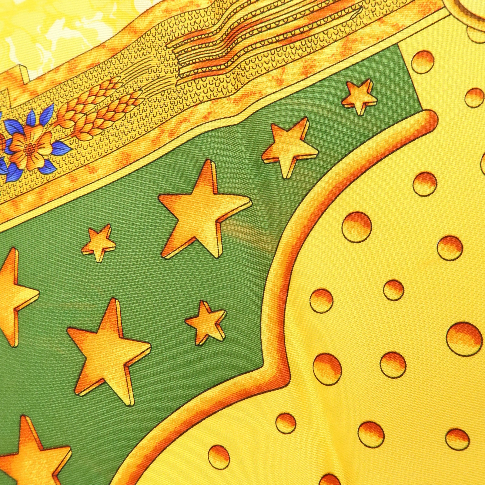 HERMES Carre 90 Silk 100% Scarf CARPE DIEM Gold Multicolor Used