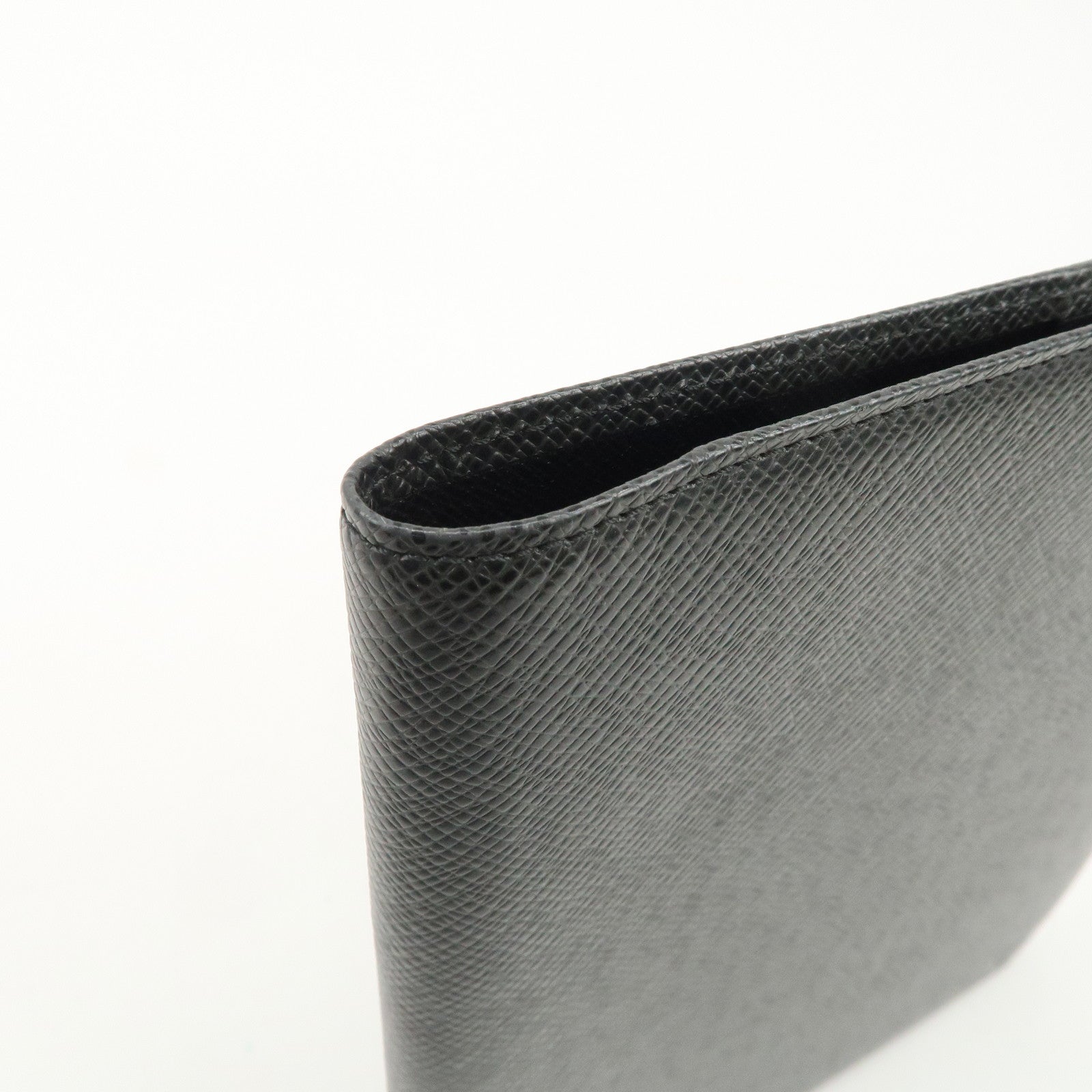 Louis Vuitton Taiga Agenda Bureau Planner Cover Ardoise R20409 Used