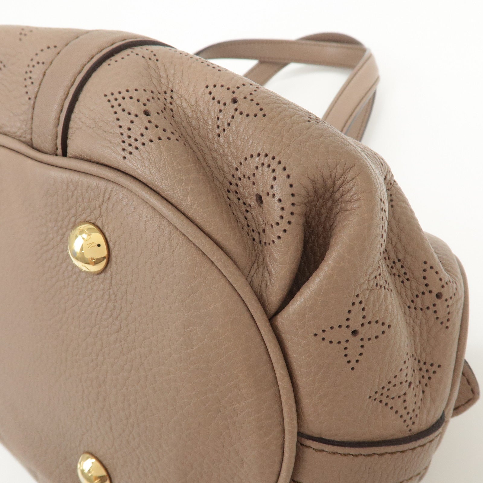 Louis Vuitton Monogram Mahina Lunar PM Shoulder Bag Sables M93433 Used